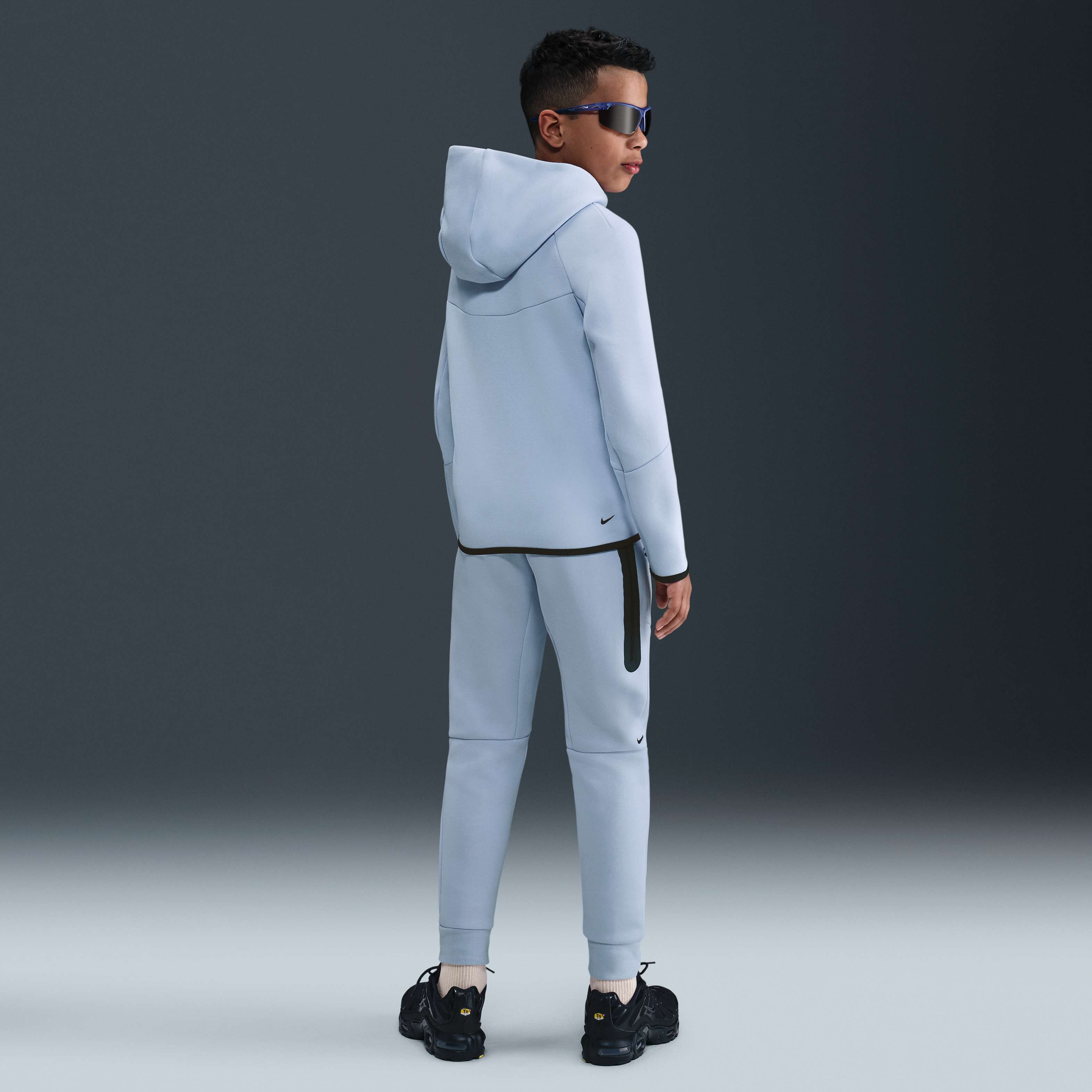 Nike Sportswear Tech Fleece image number 4