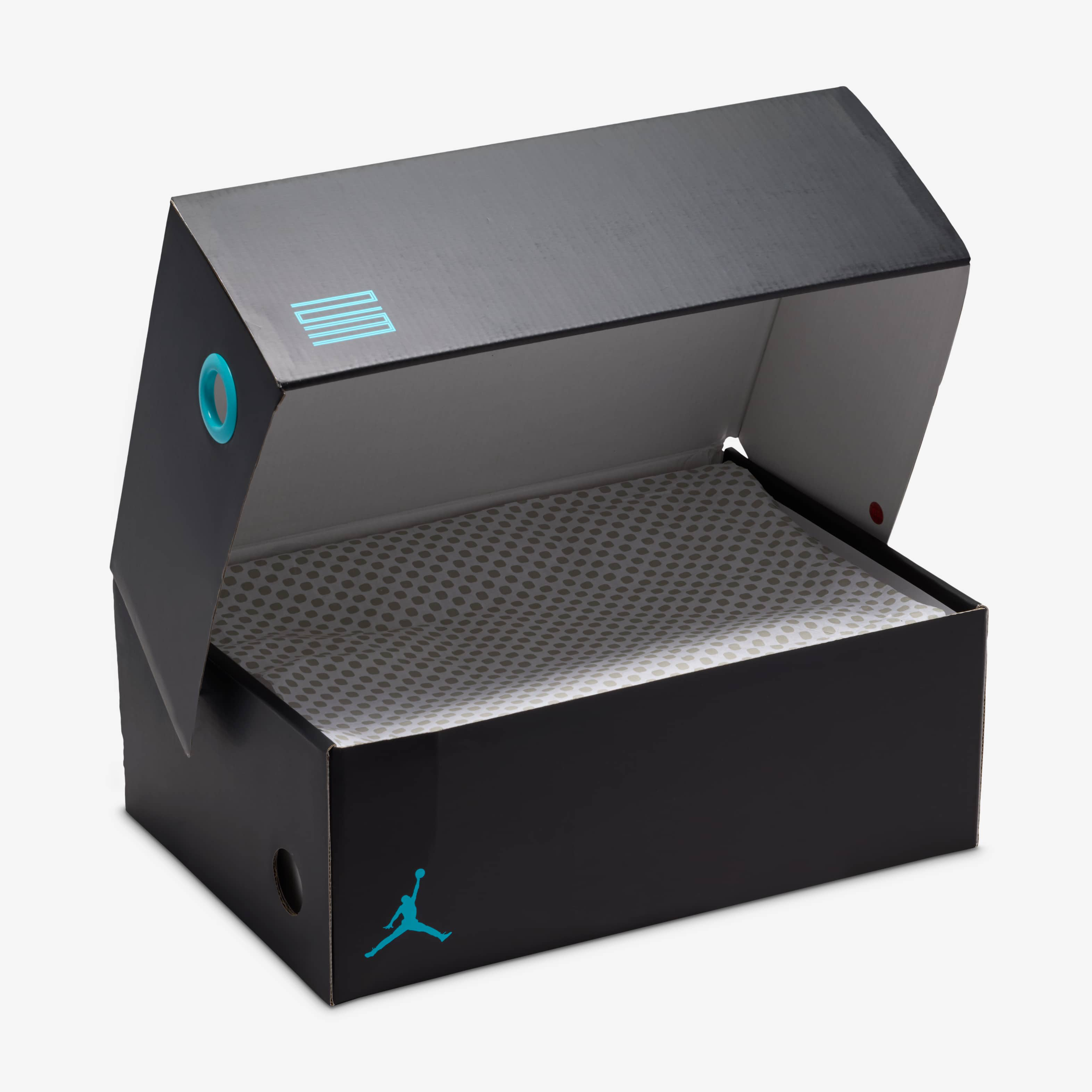 Air Jordan 11 Retro image number 9