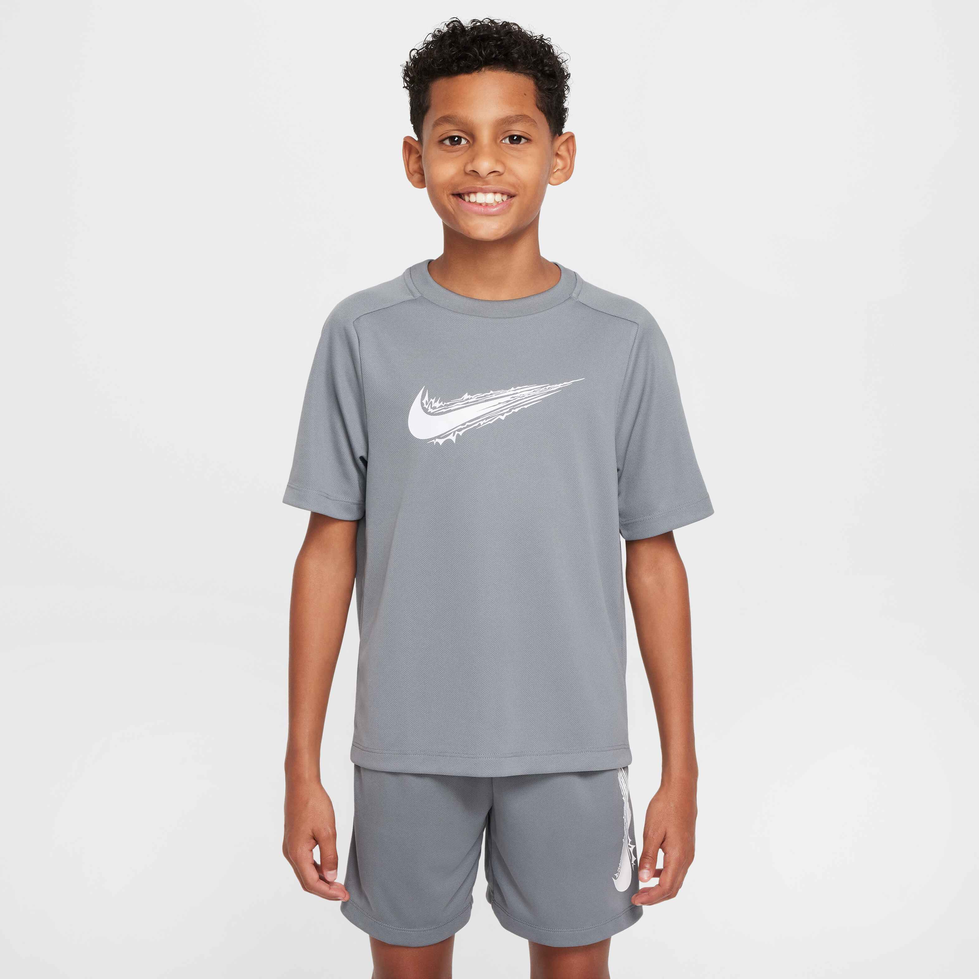 نايكي مالتي image number 0