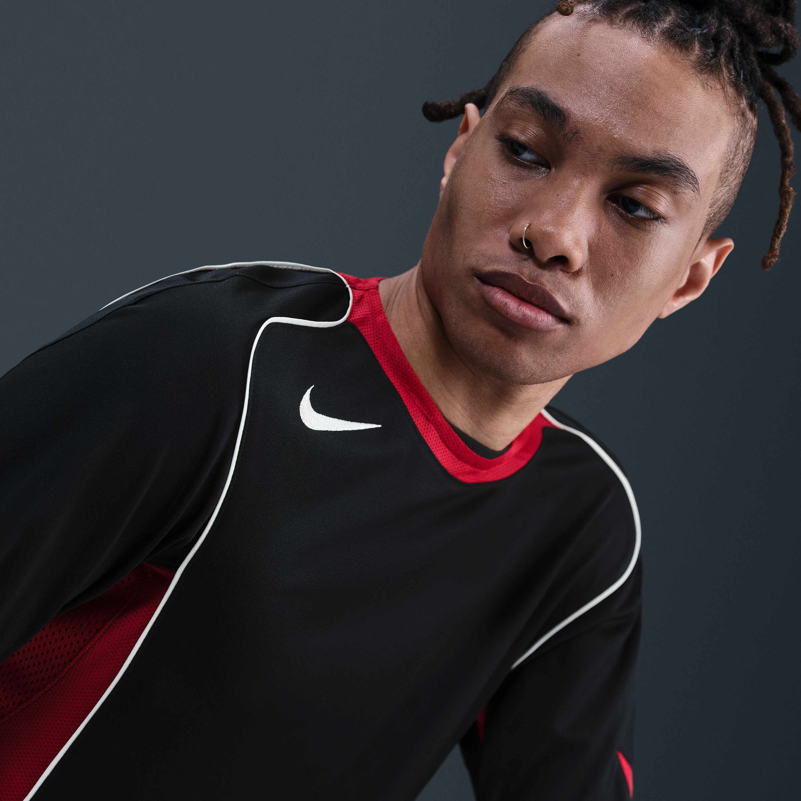 نايكي توتال 90 image number 2