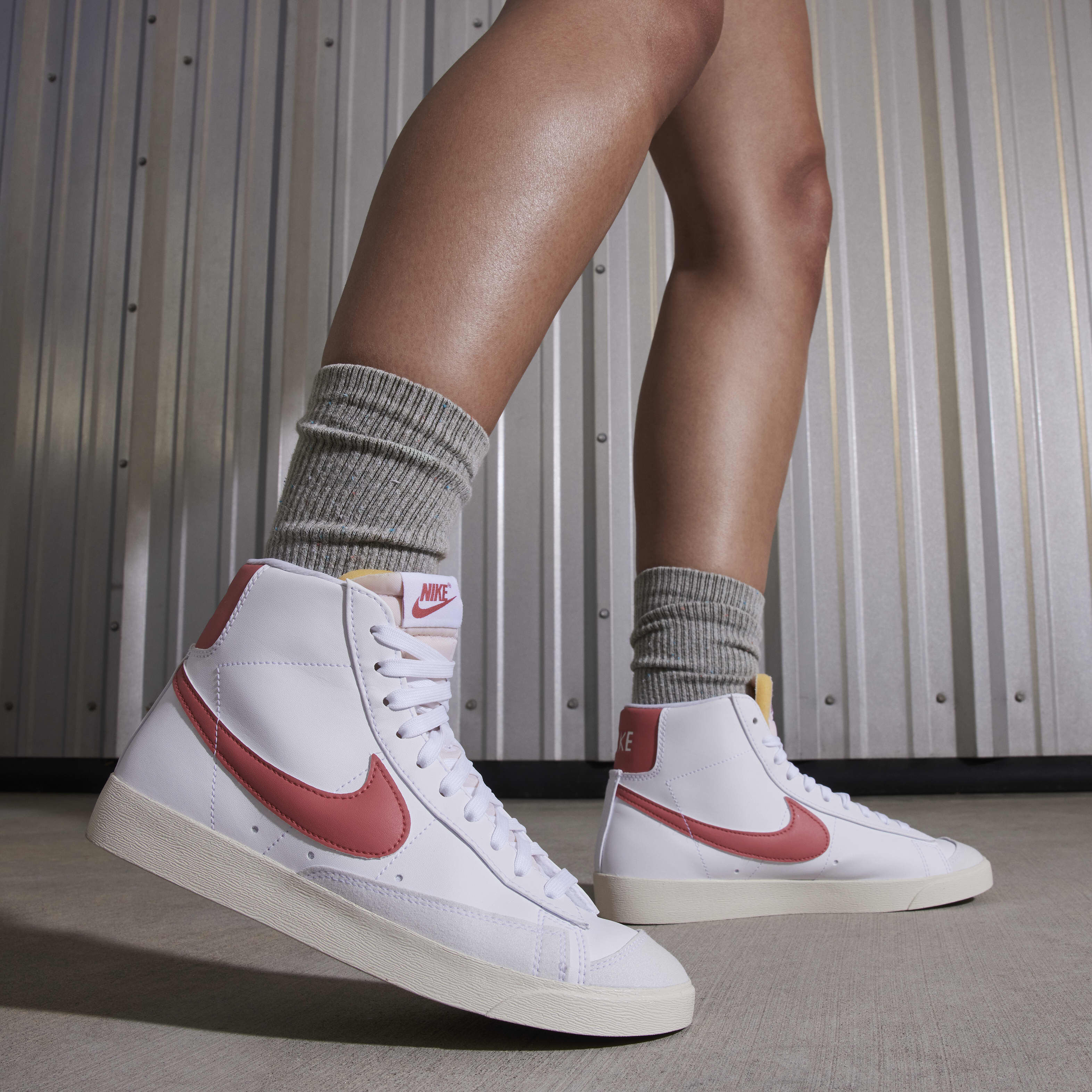 Nike blazer mid white and red discount