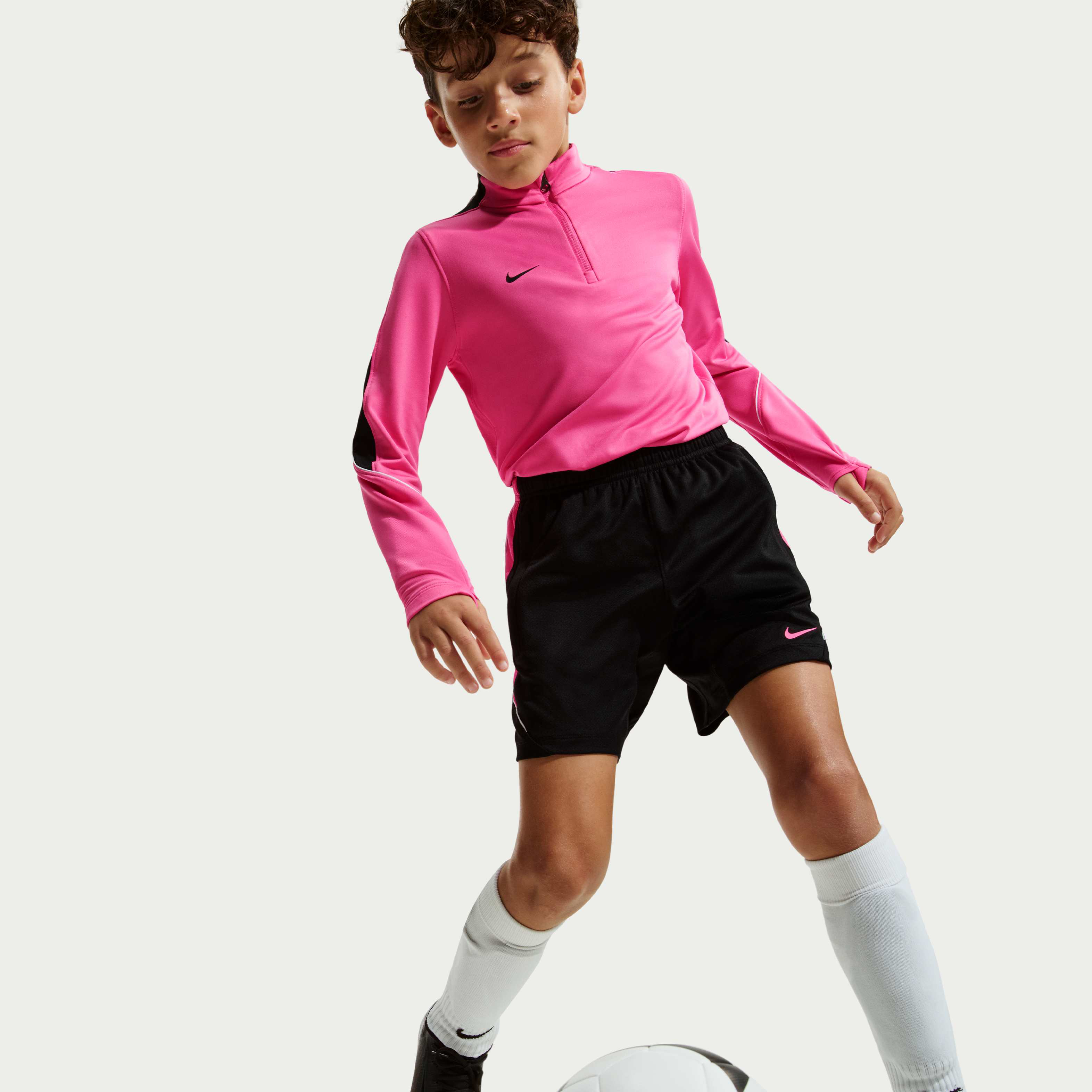 Nike Strike image number 3