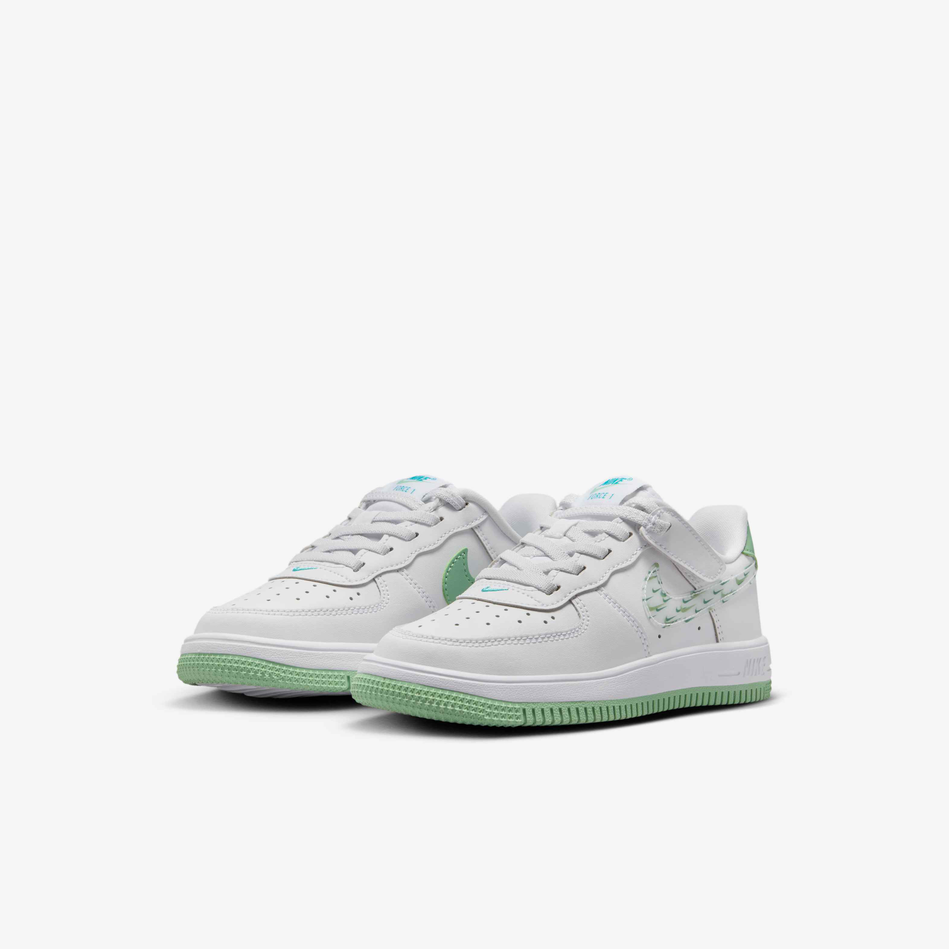 Nike Force 1 Low EasyOn image number 4