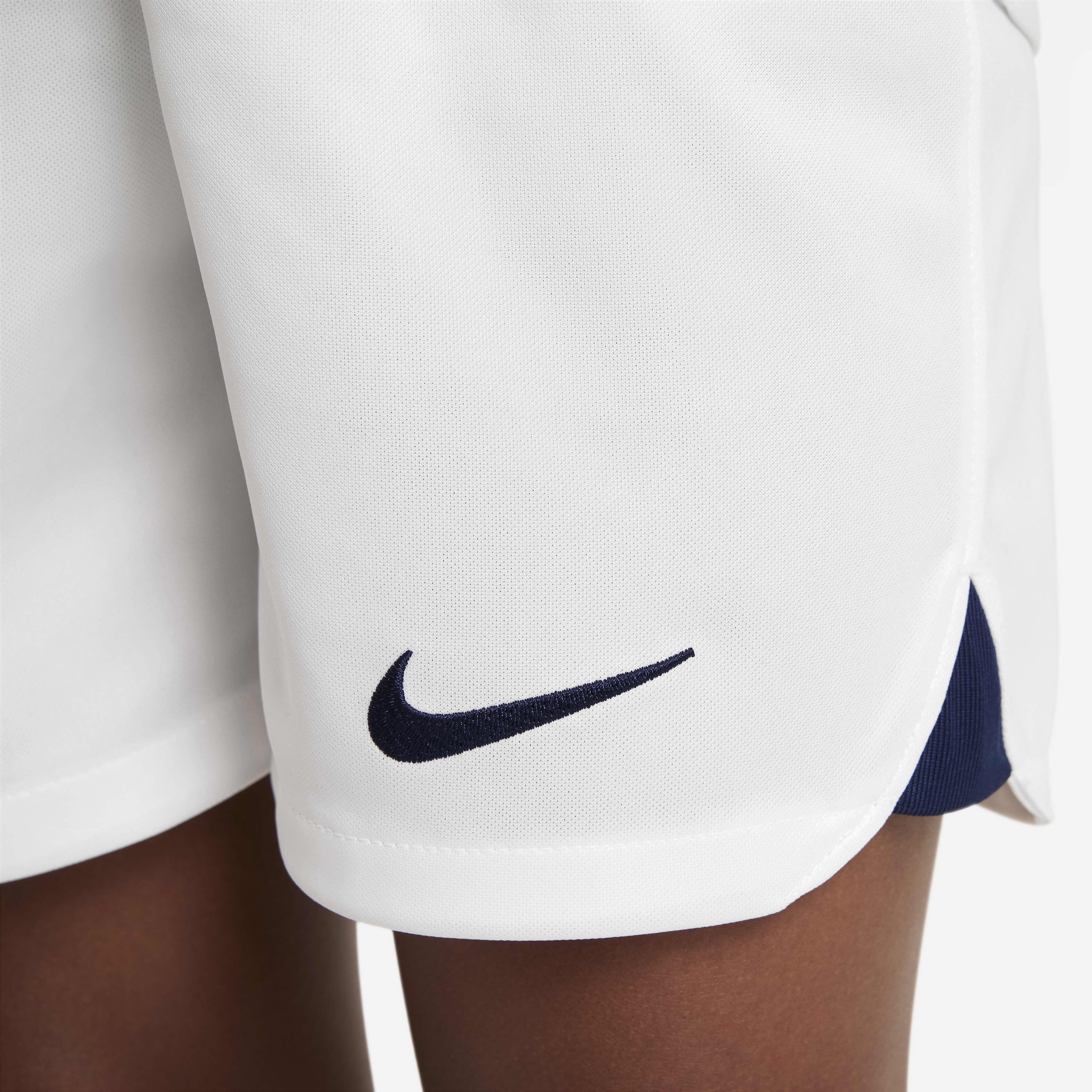 Paris Saint-Germain 2023/24 Away image number 5