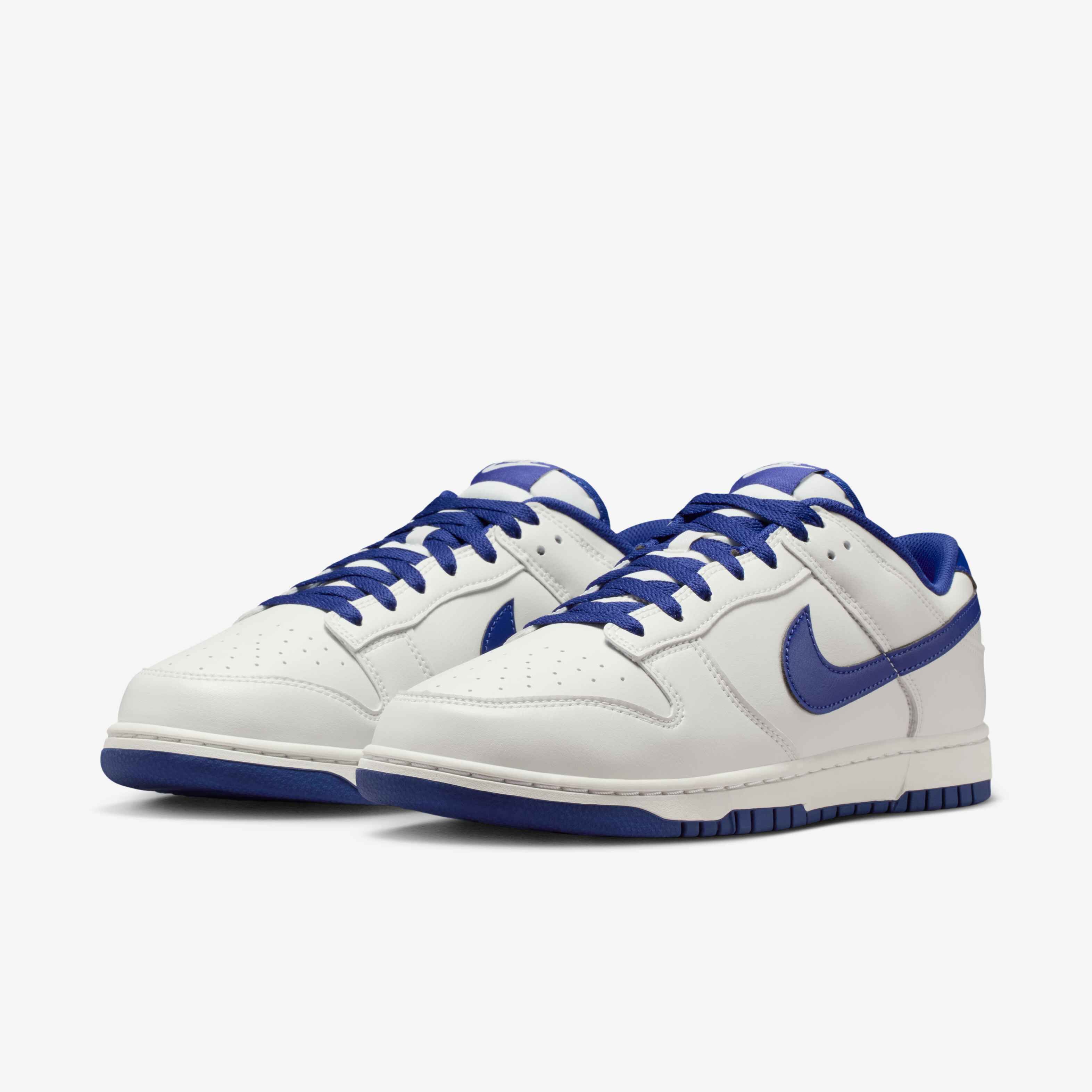 Nike Dunk Low Retro image number 4