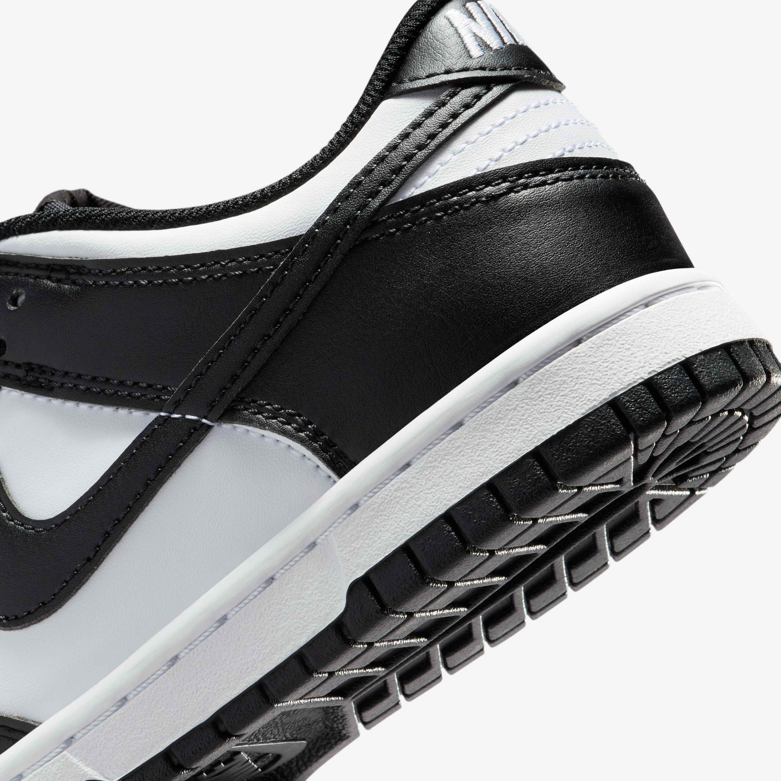 Nike Dunk Low image number 7