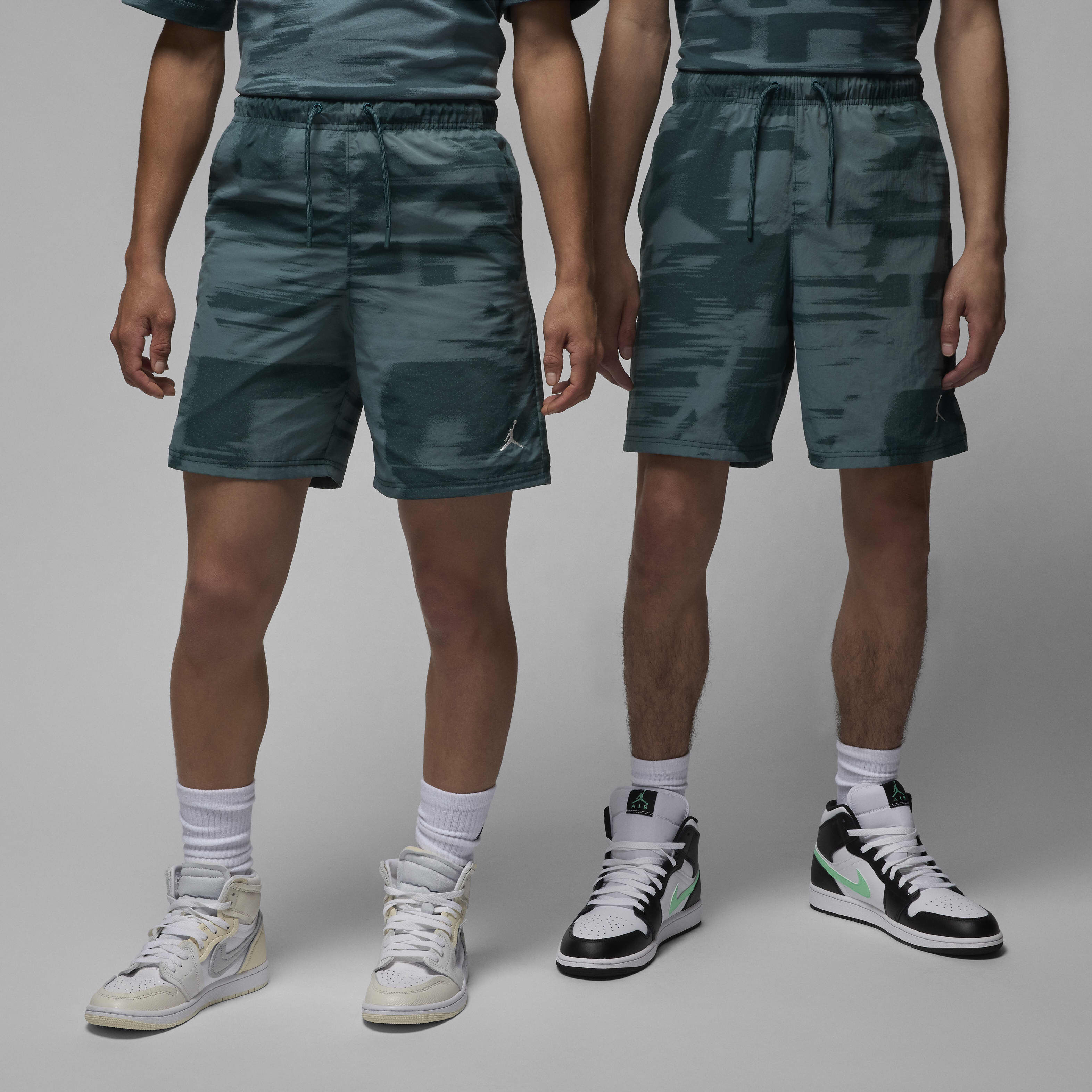 Nike men's printed shorts 2025