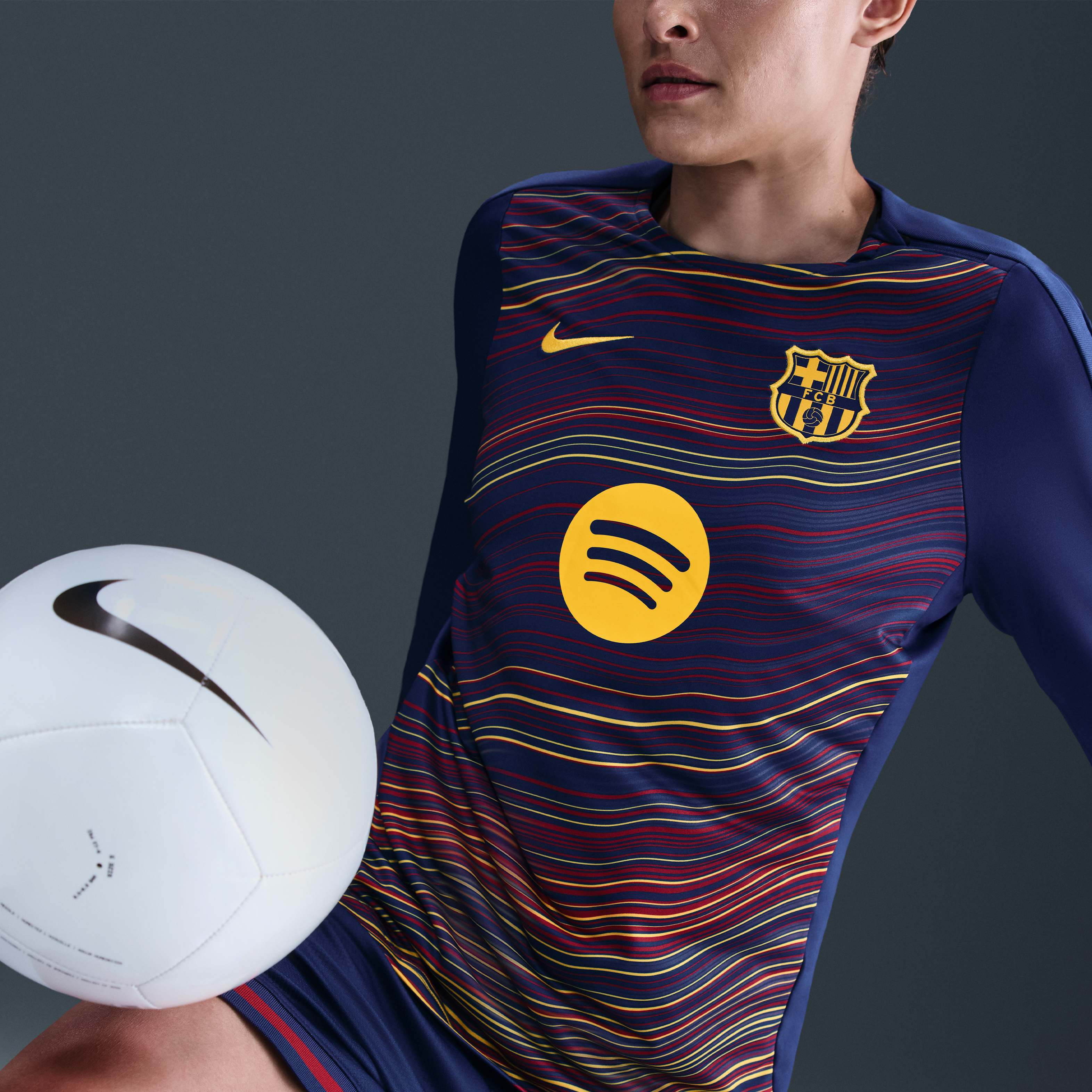 F.C. برشلونة سترايك الأساسي image number 2