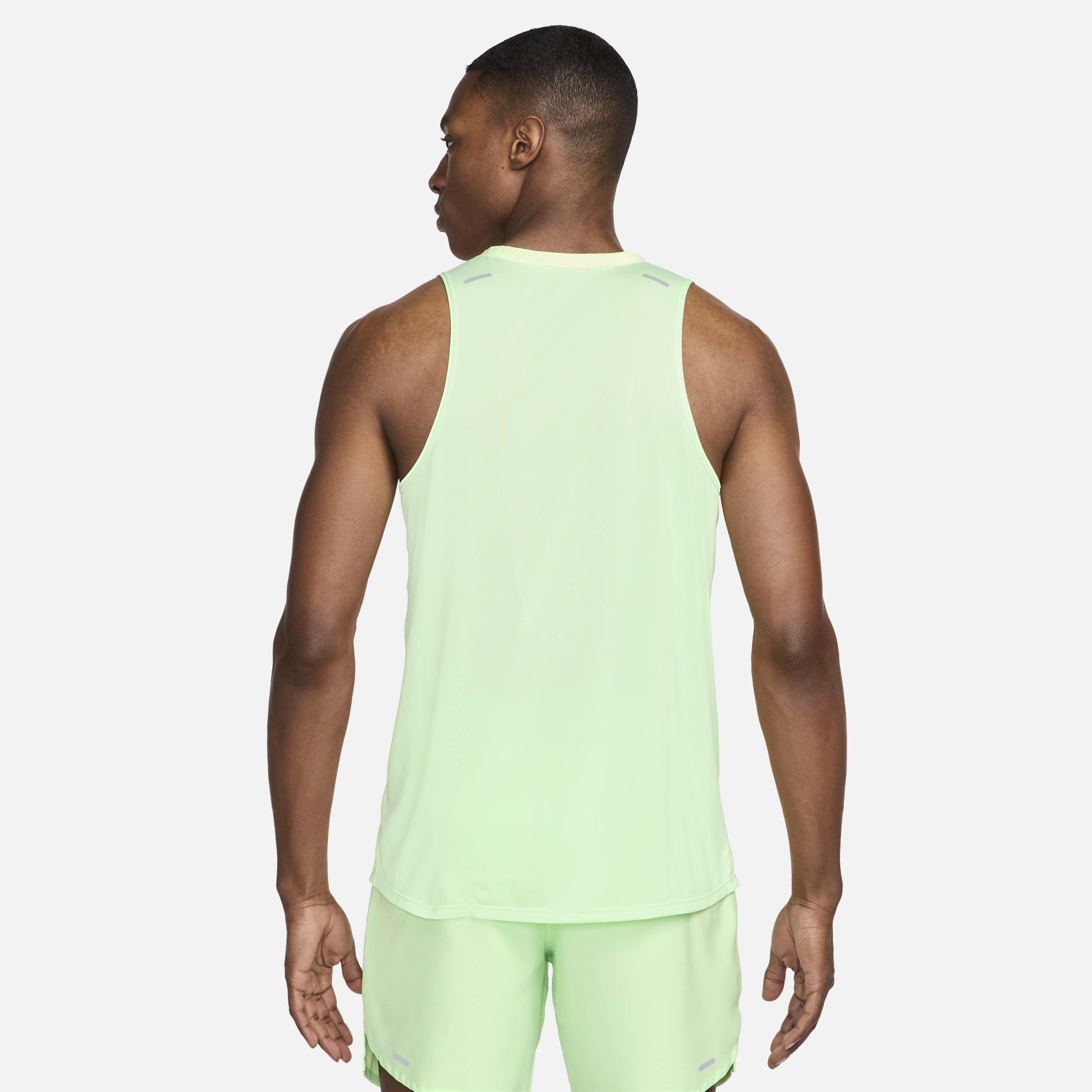 Nike men's breathe rise 365 sleeveless running top sales