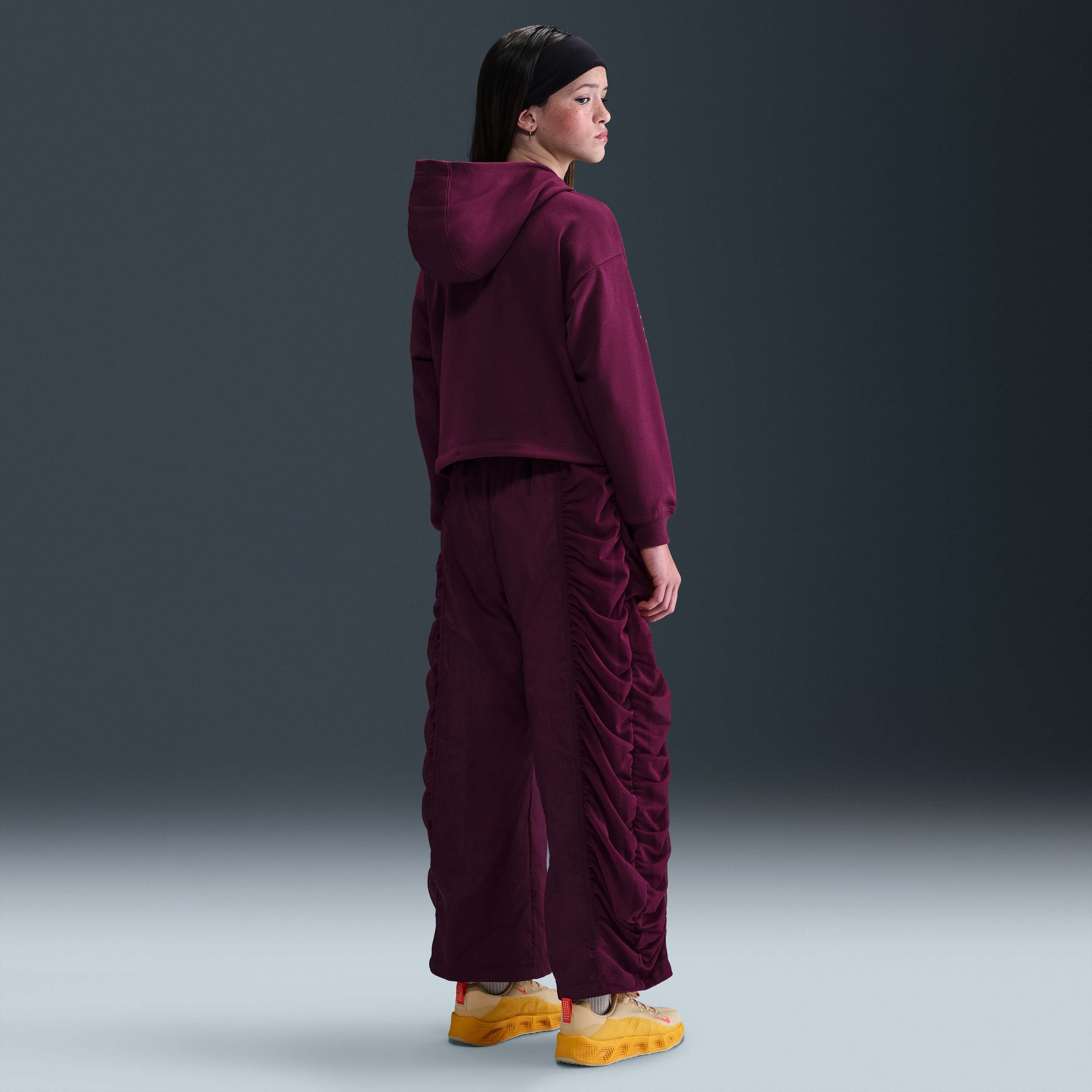 نايكي سبورتسوير image number 4