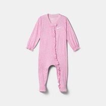 Nike Baby Essentials