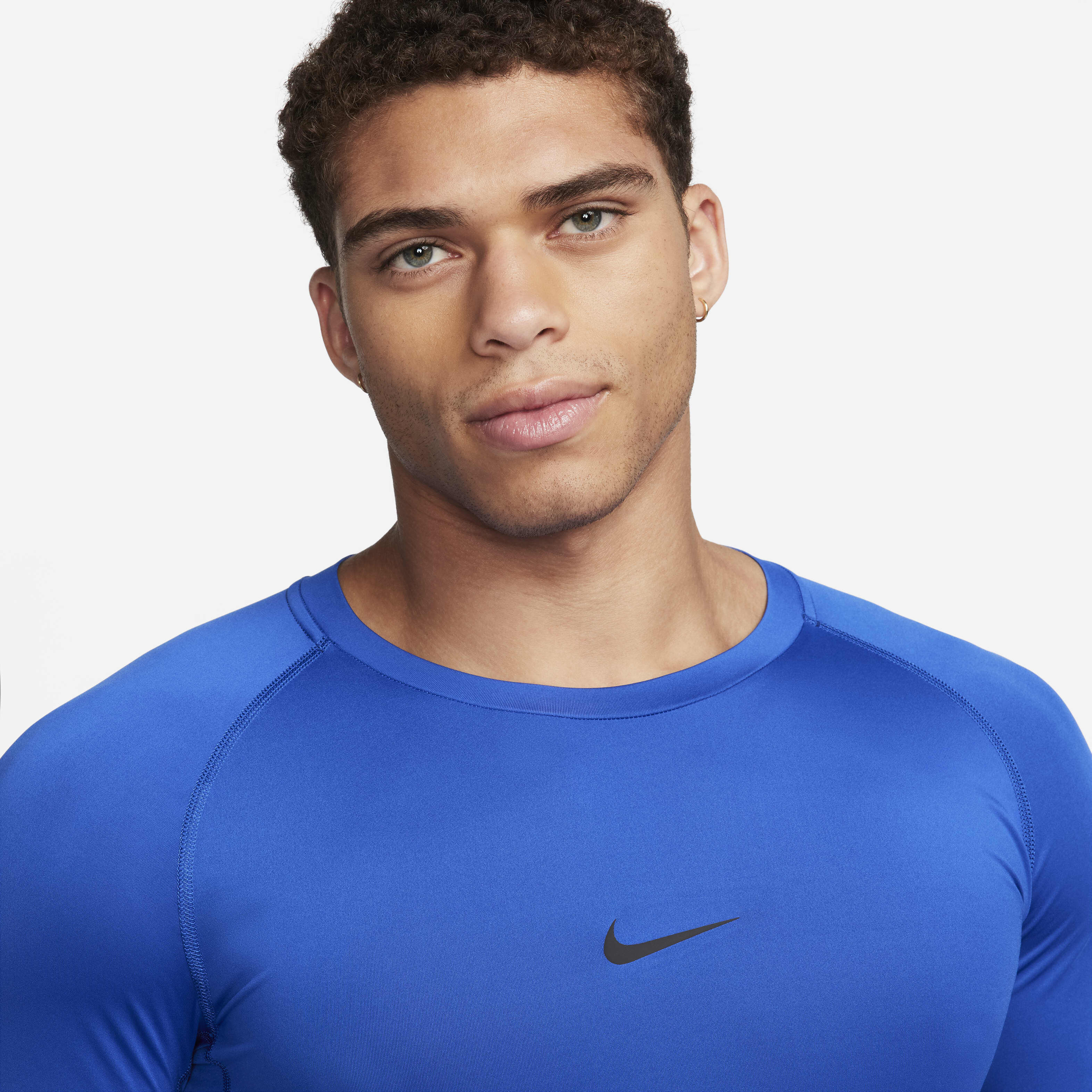 Nike Pro image number 2