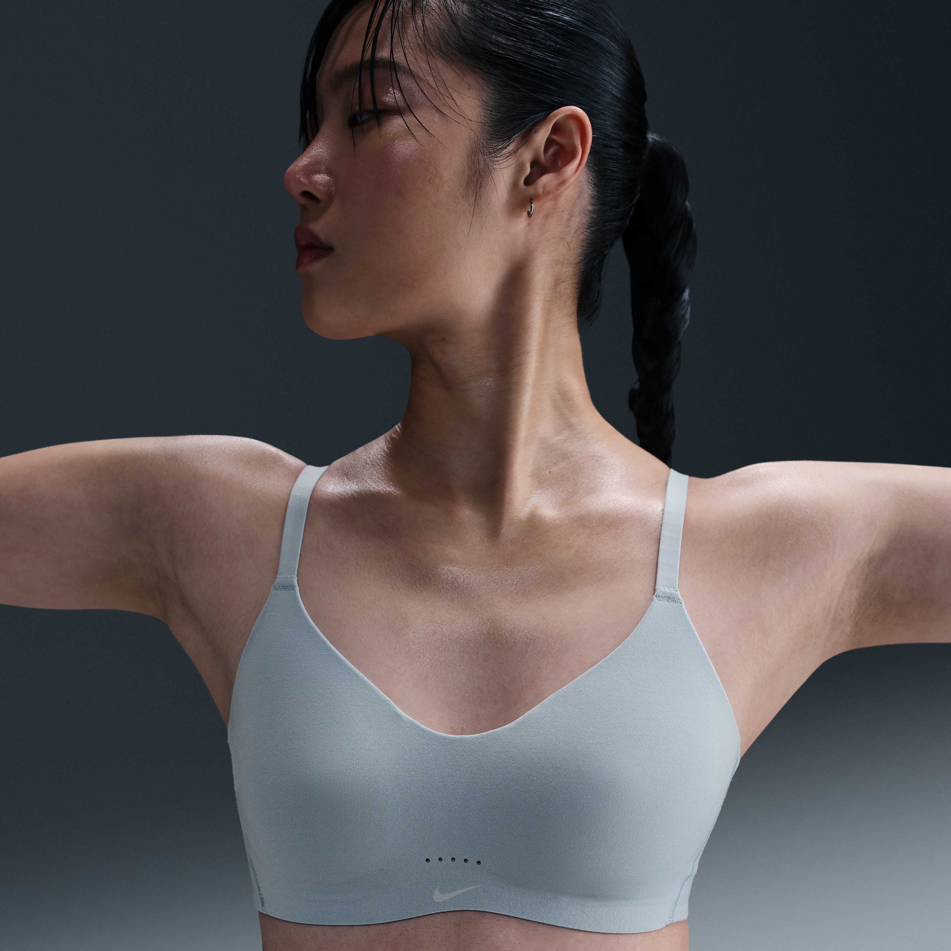 Nike Alate Minimalist image number 0