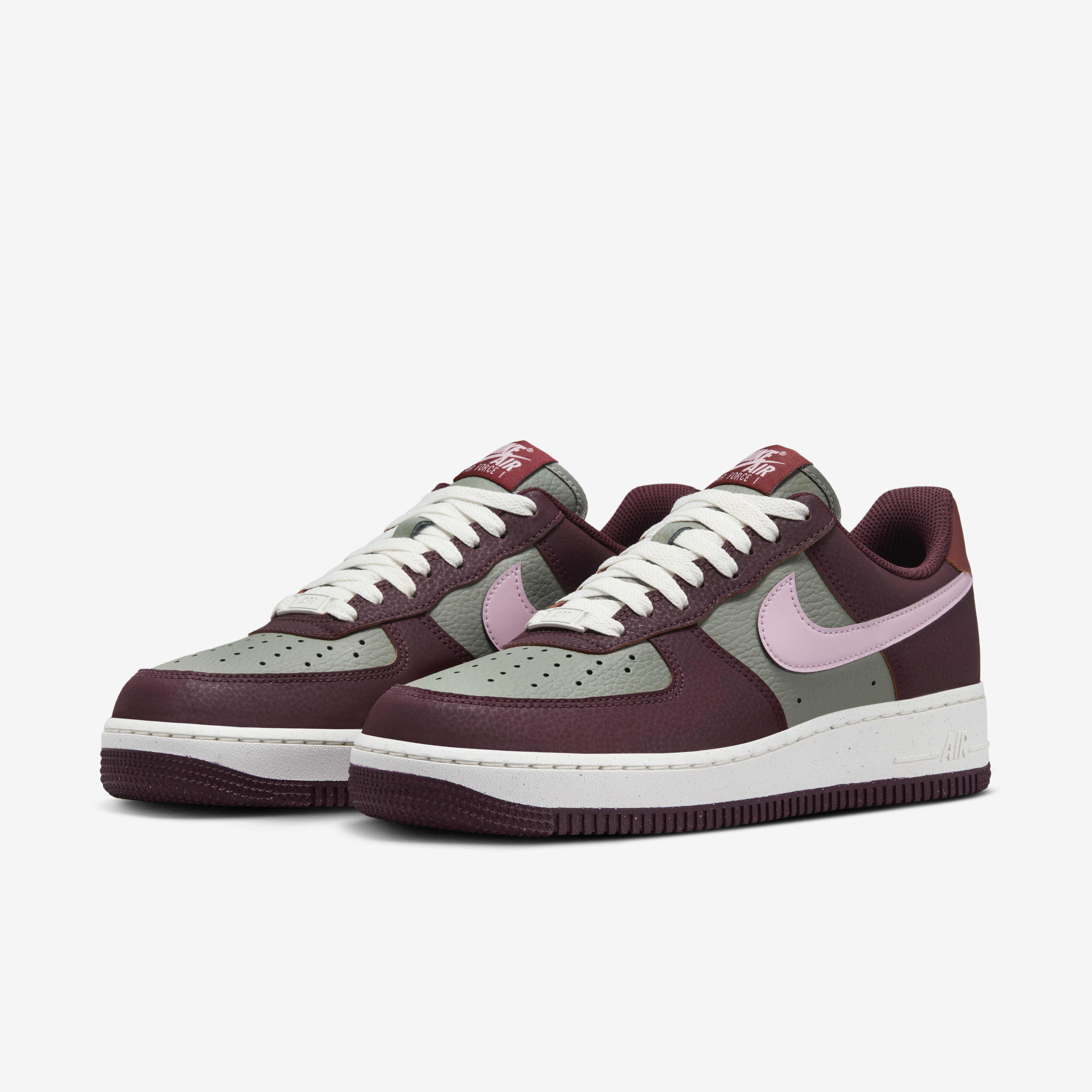 Nike air force 1 07 marron top