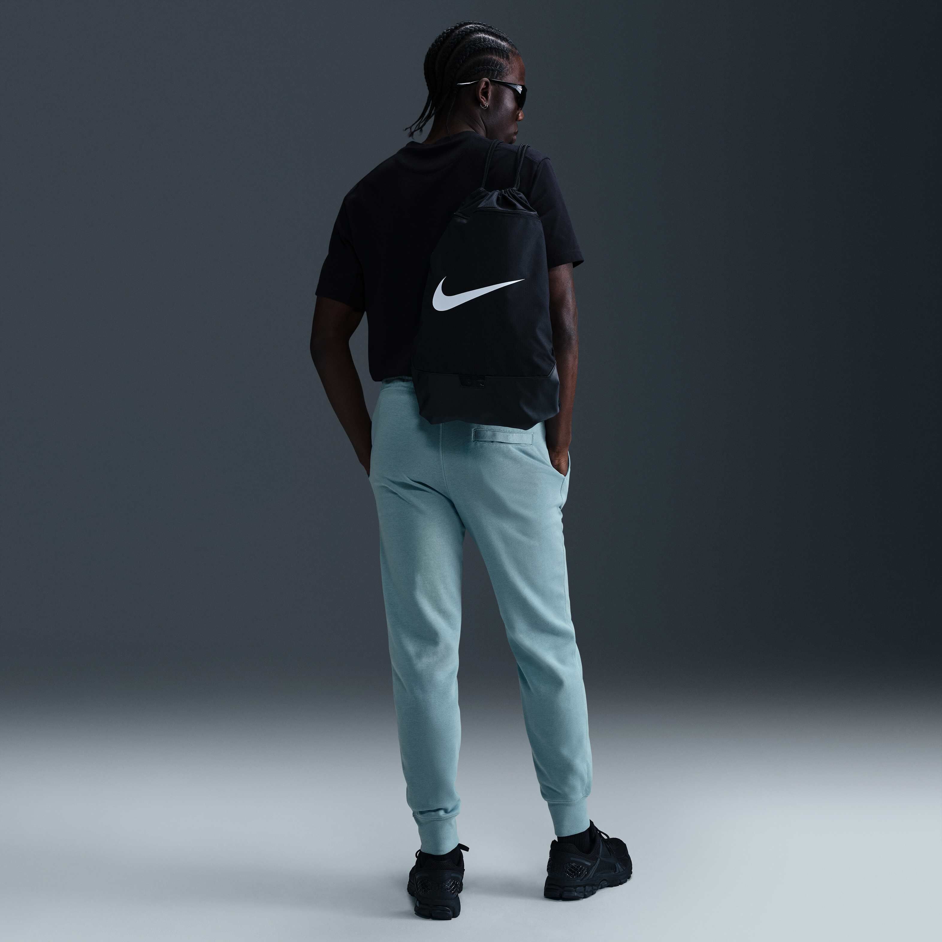 Nike Club image number 2