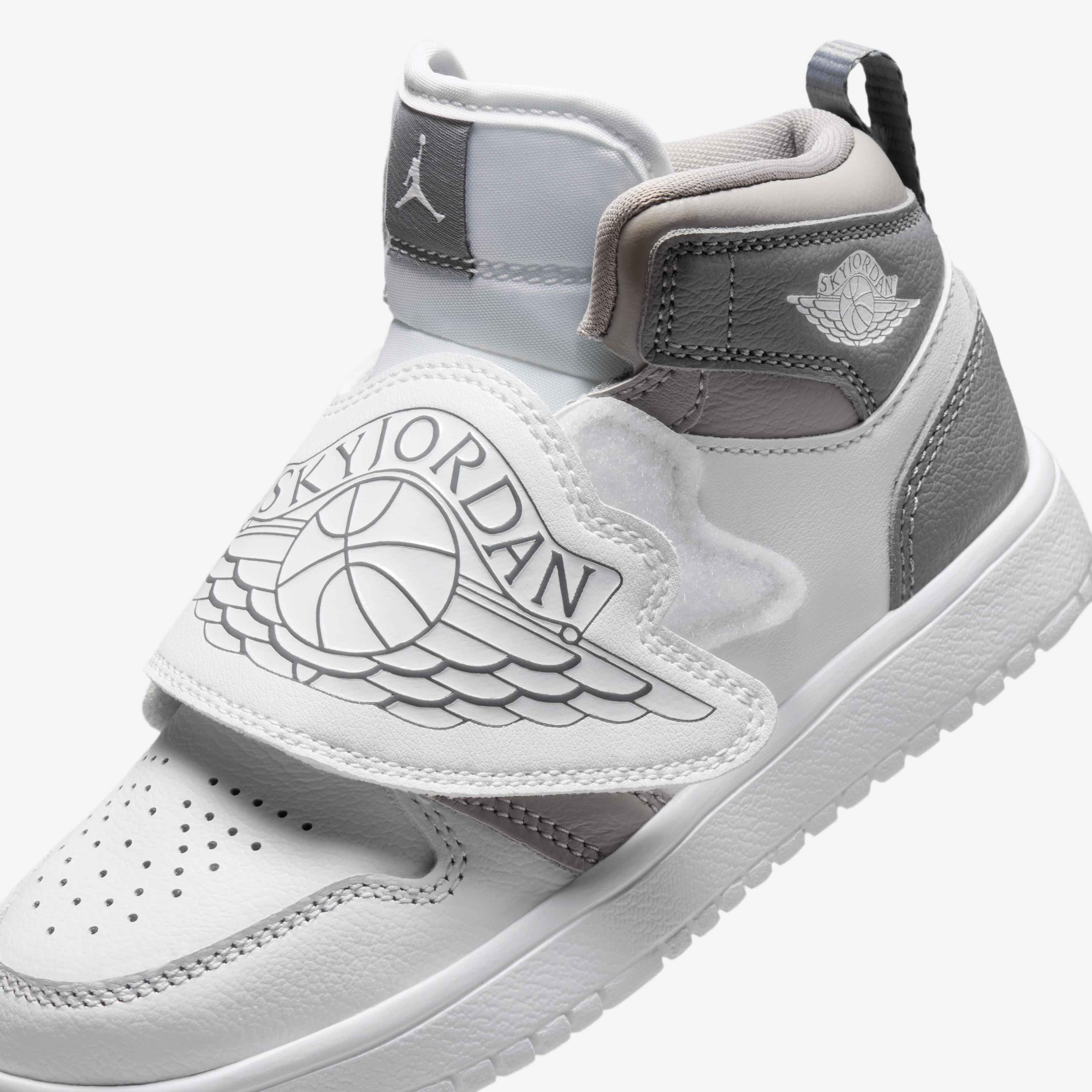 سكاي جوردن 1 image number 6