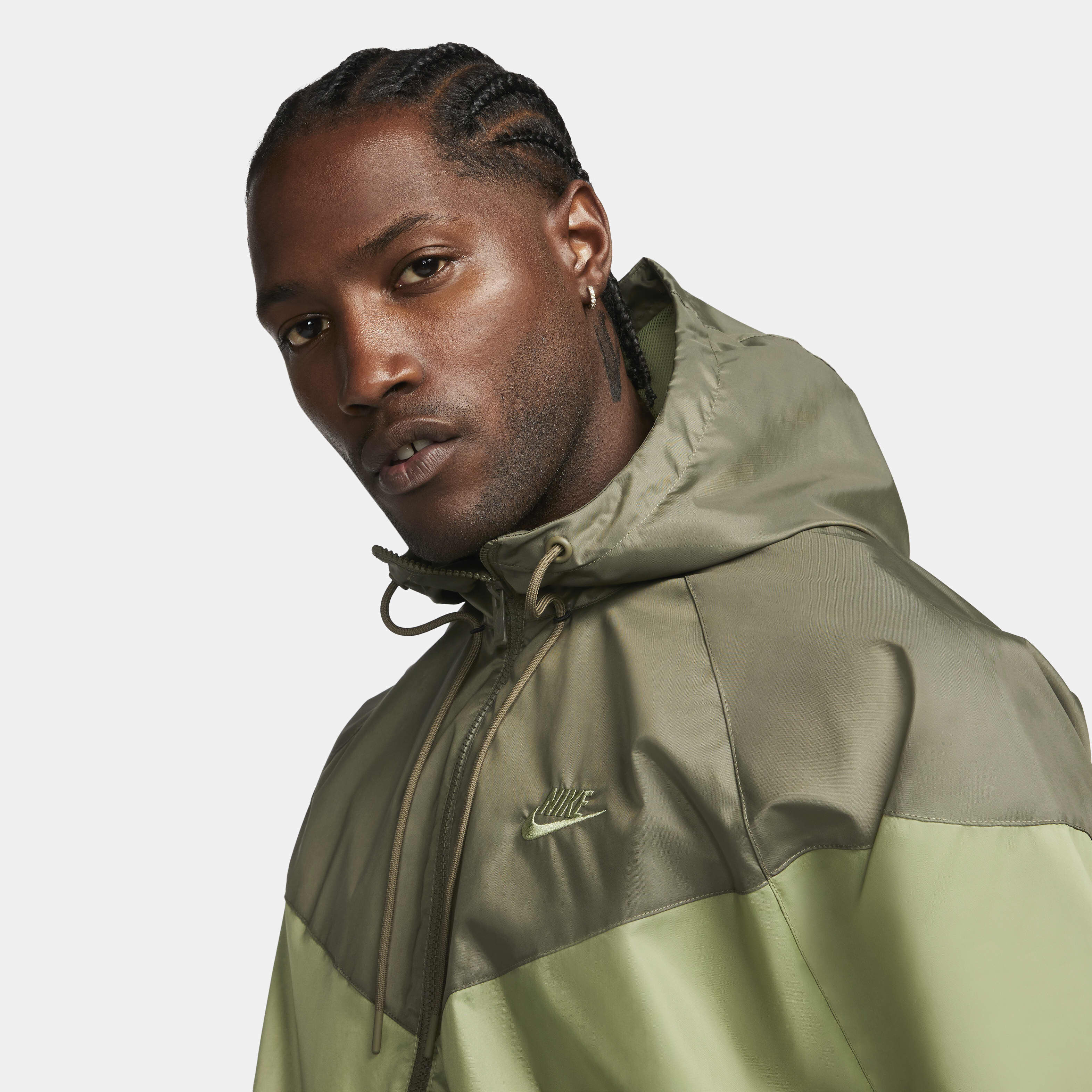 nike sportswear windrunner green