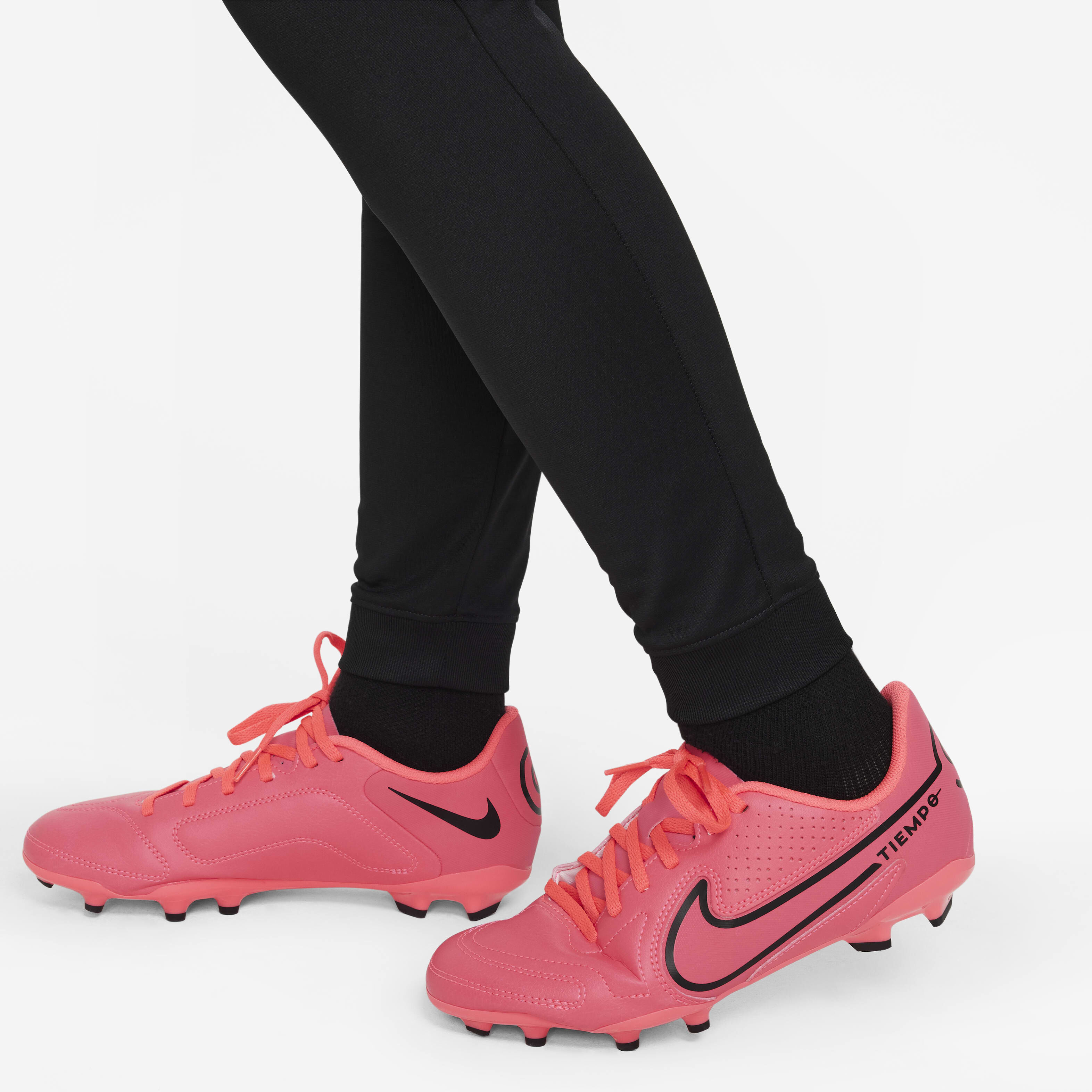 ليفربول F.C. سترايك image number 9