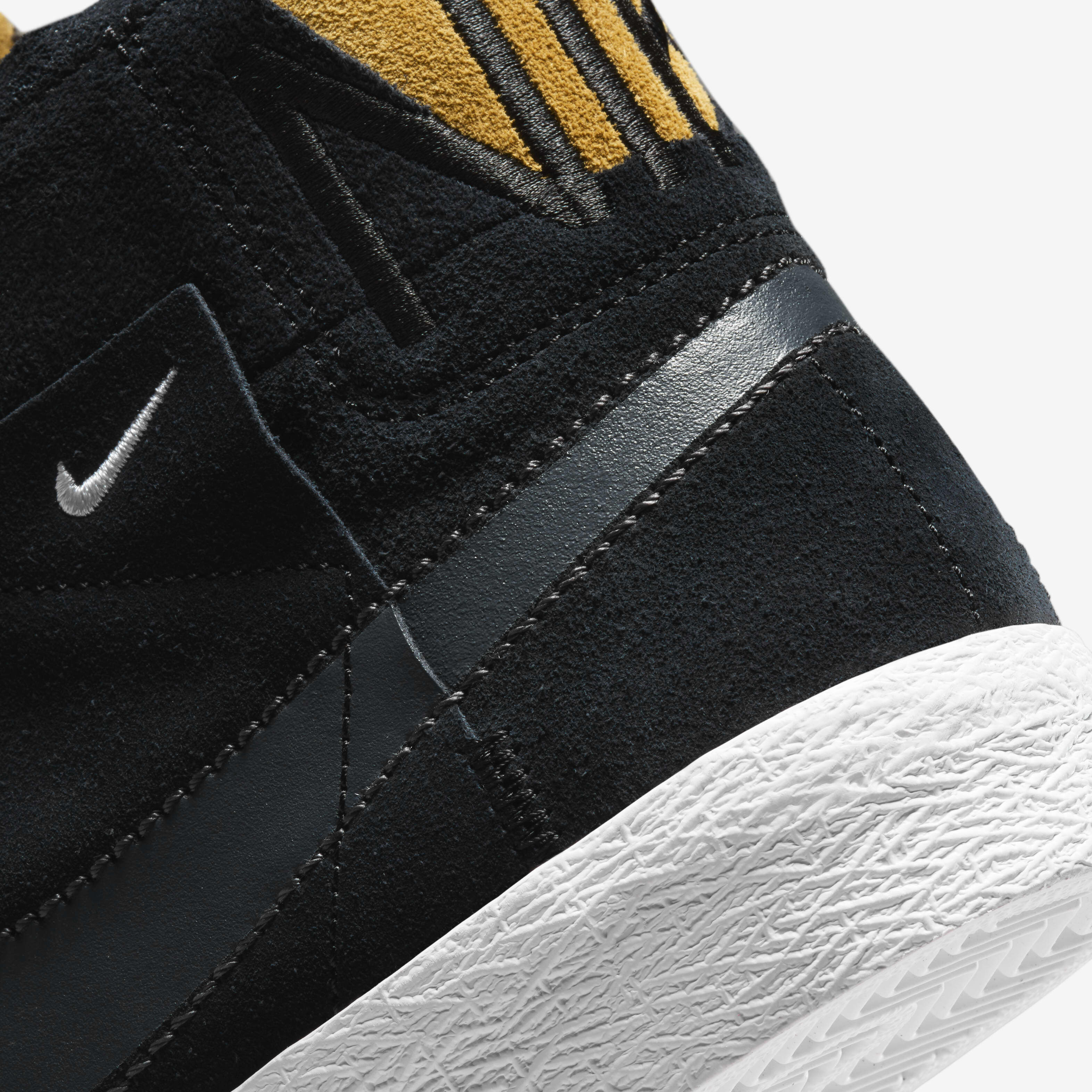 nike blazer premium se