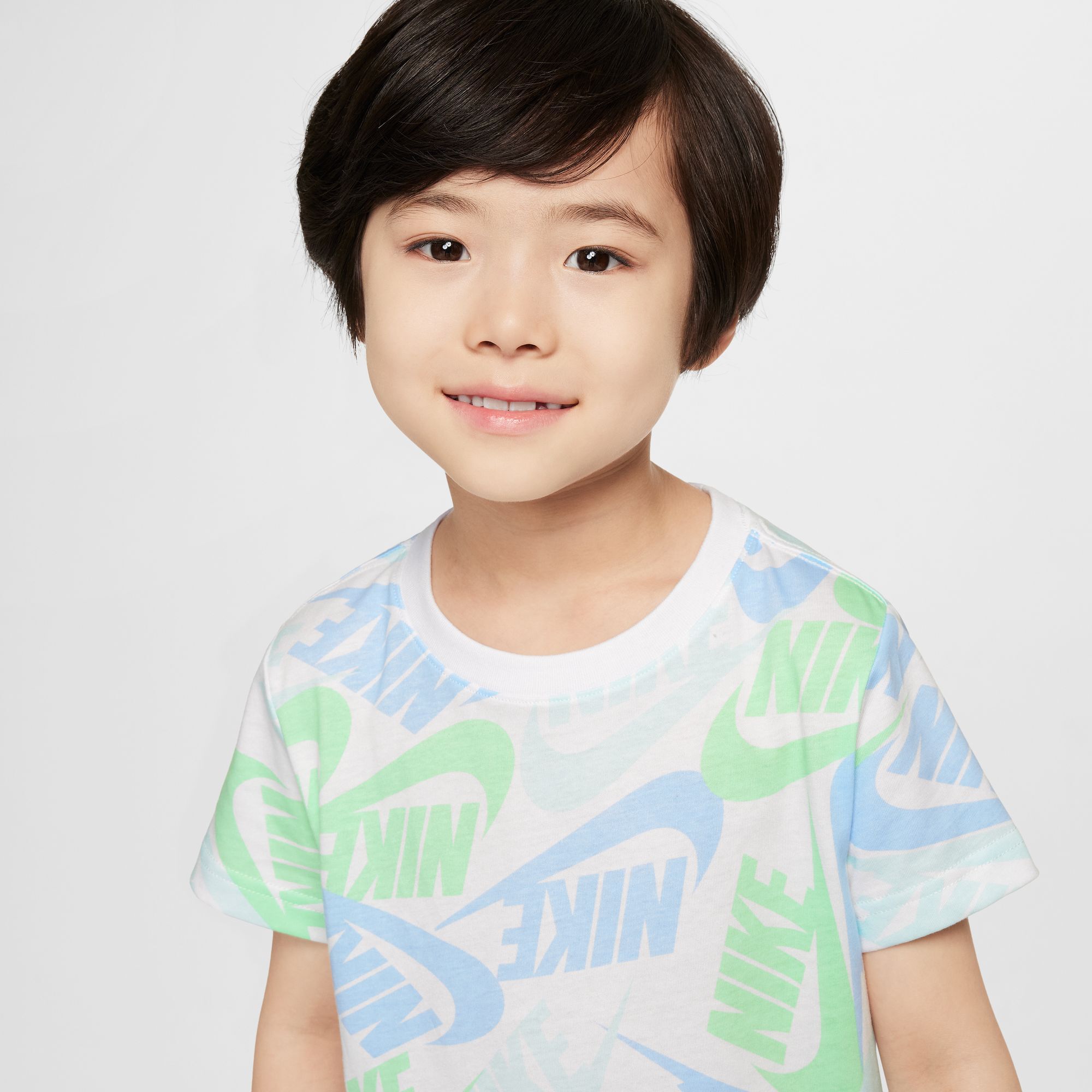 نايكي سبورتسوير image number 2