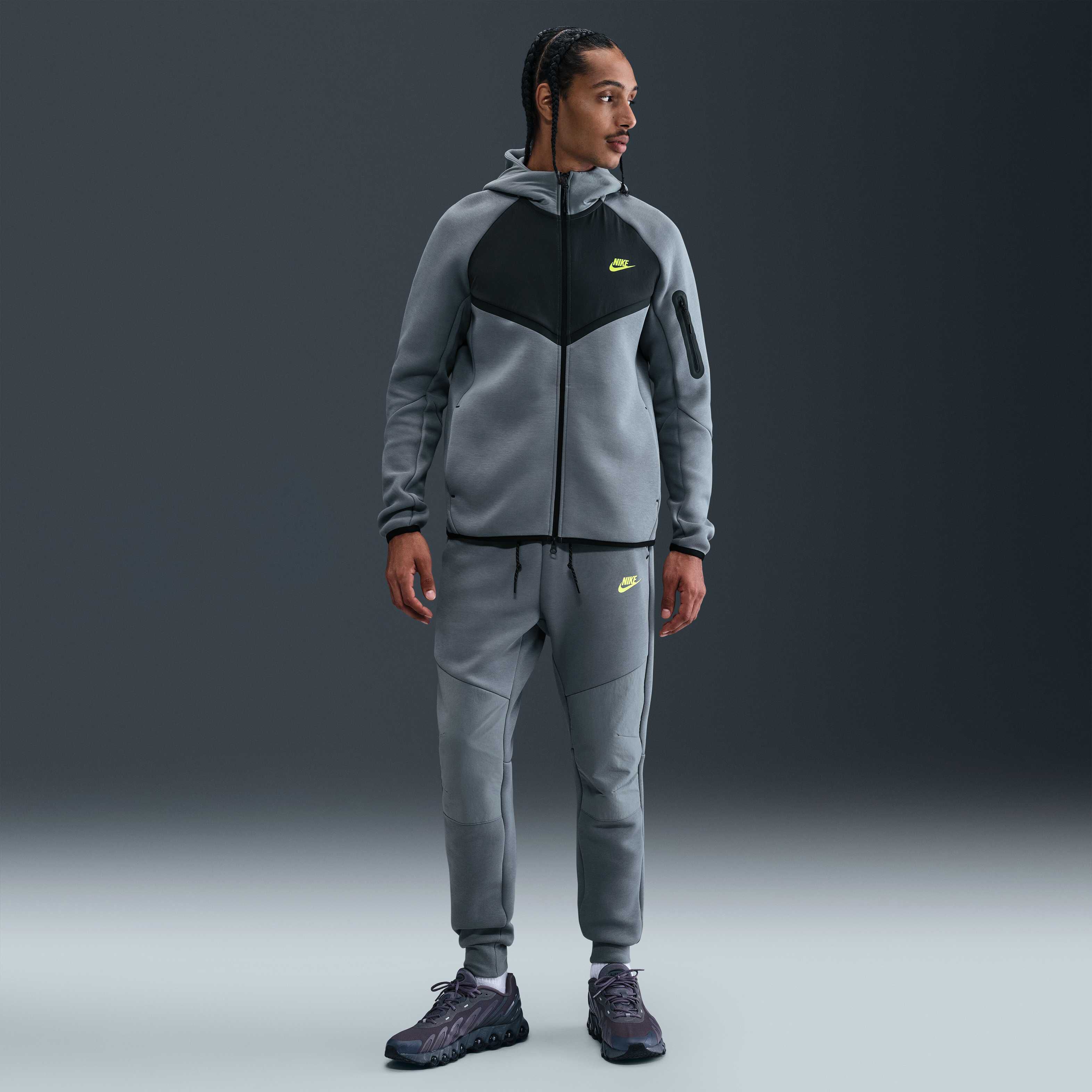 Nike Tech image number 3