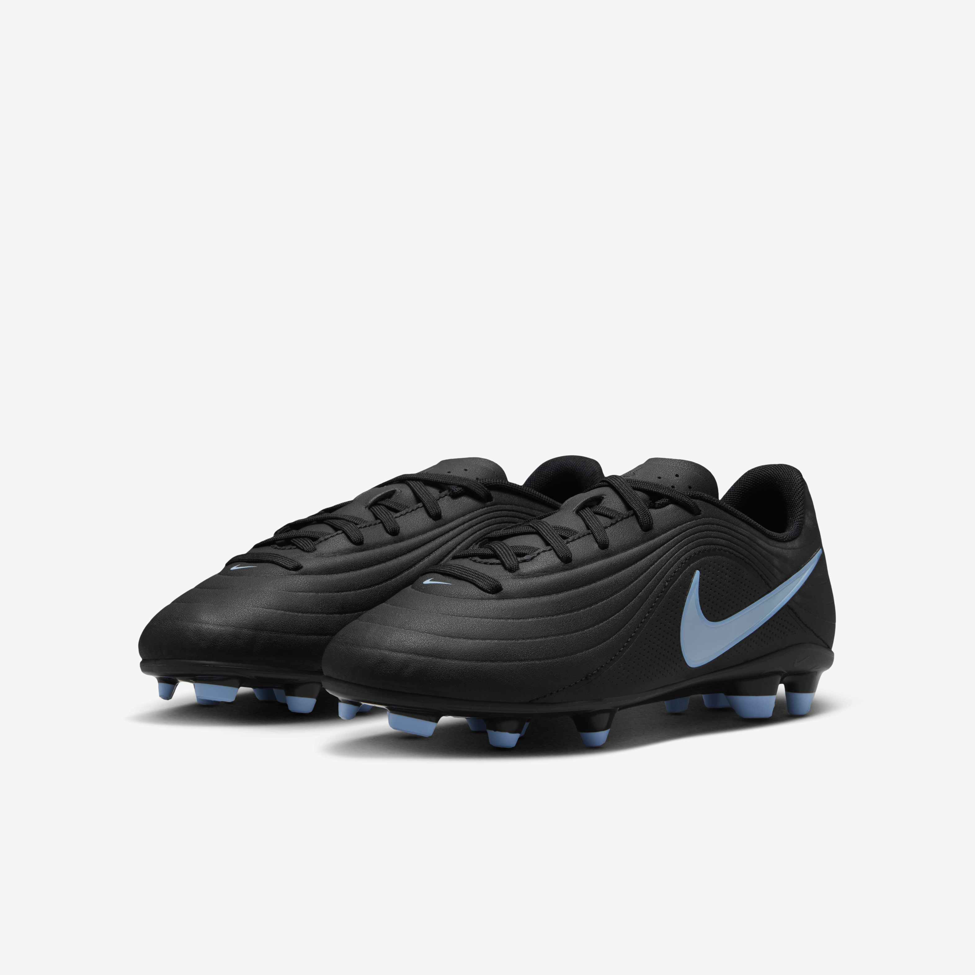Nike Jr. Tiempo Maestro Club image number 4