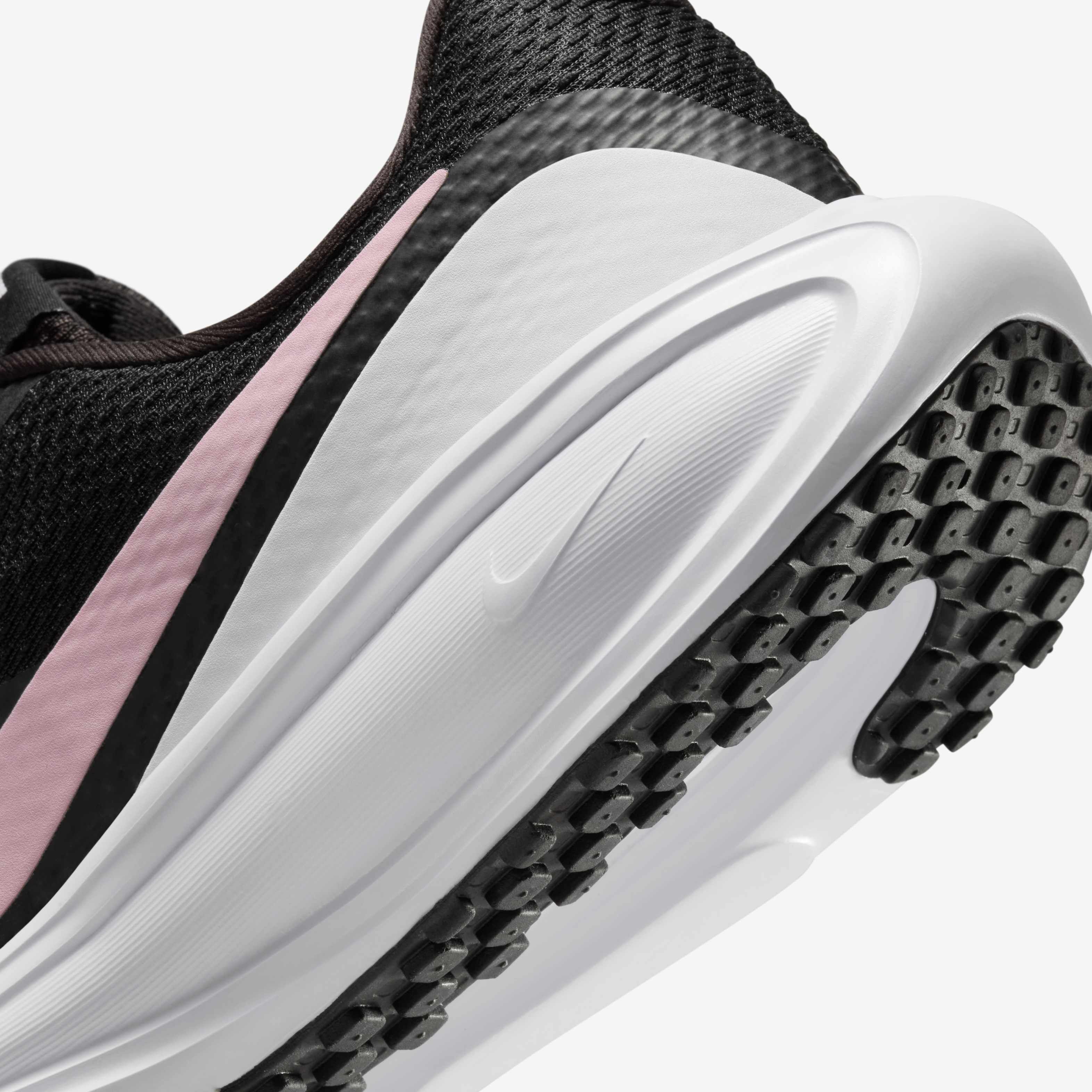 نايكي ريفلوشن 8 image number 7