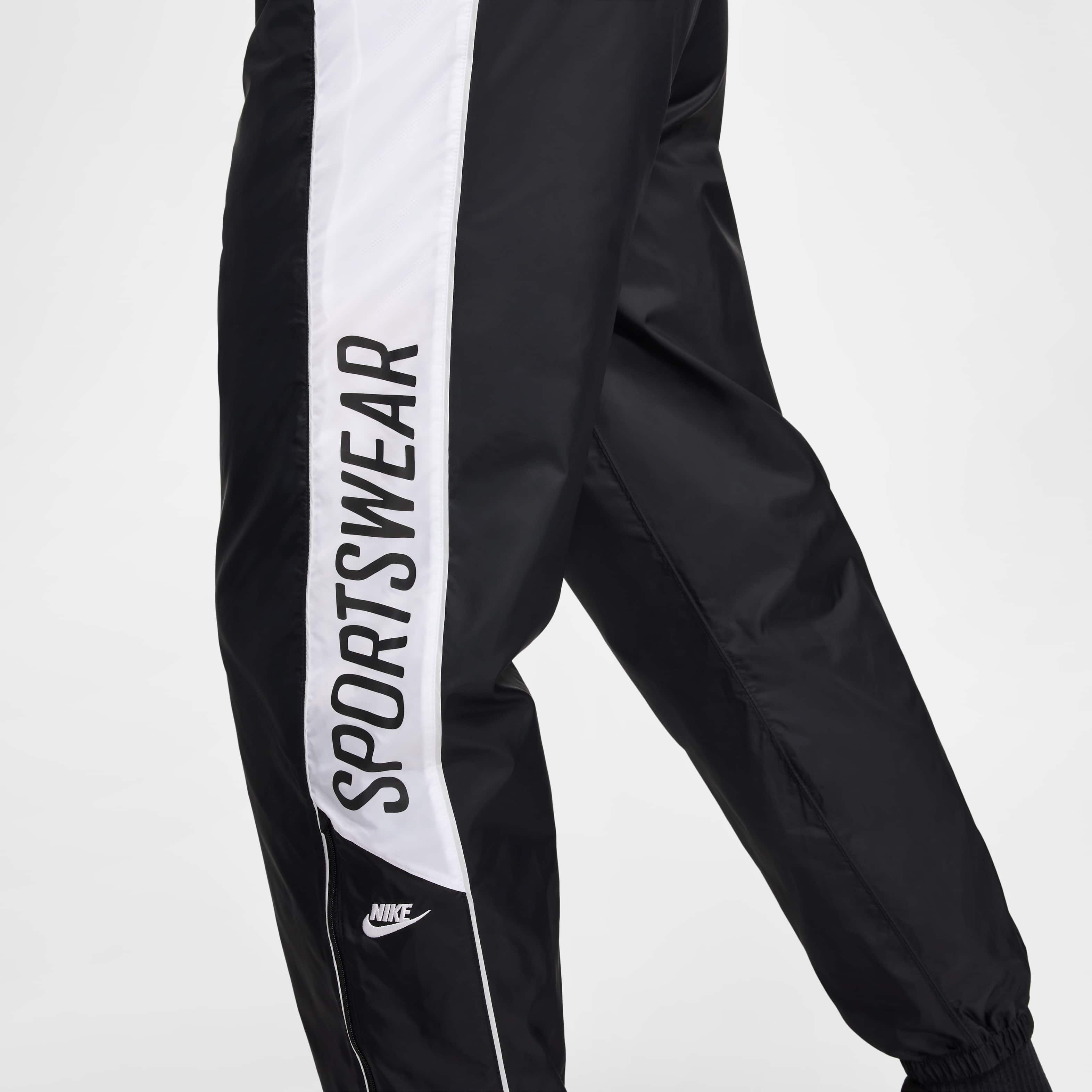 Nike Club image number 3