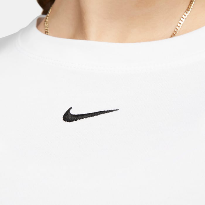 Nike Sportswear Essential image number 3 Nike Sportswear Essential image number 3