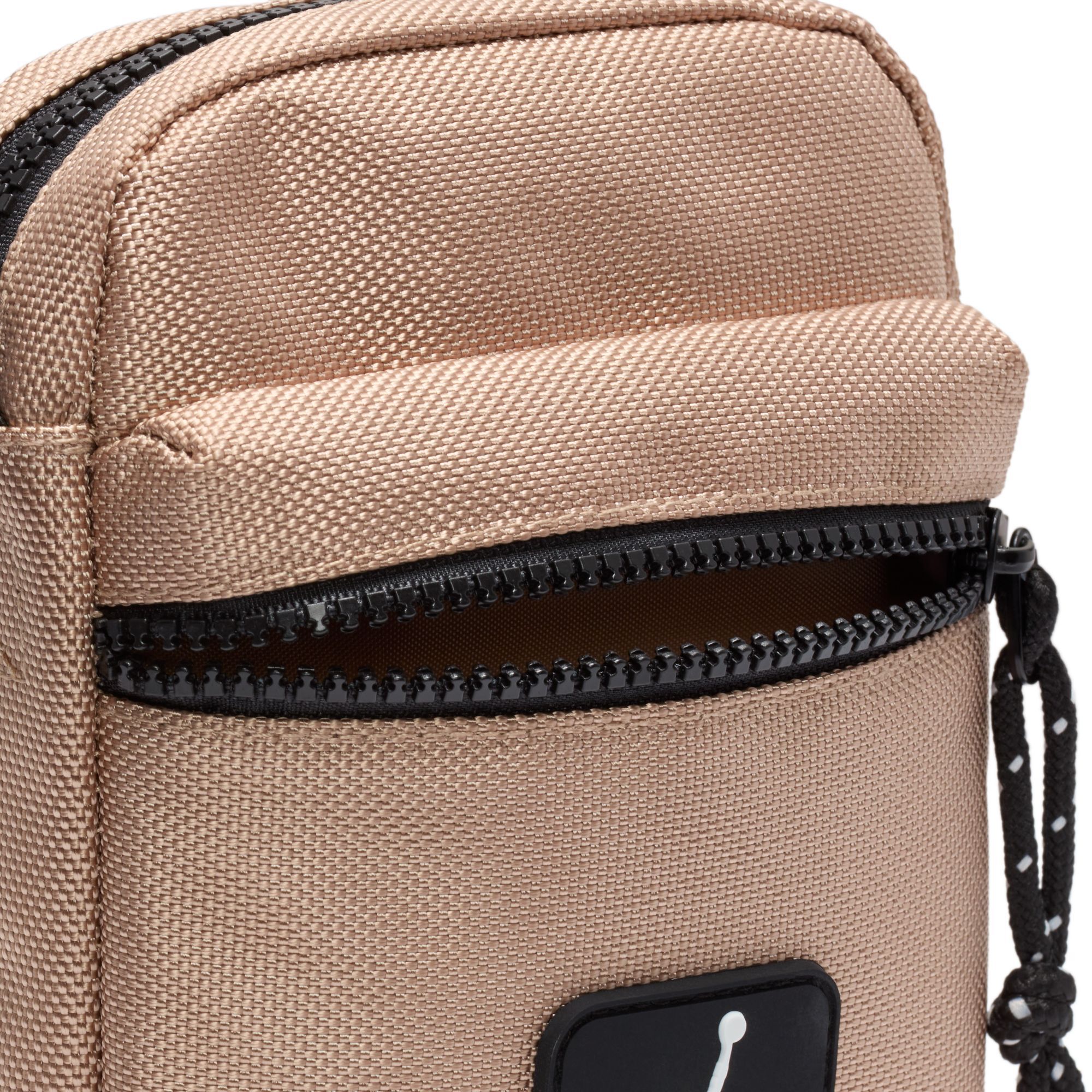 Buy Jordan Rise Festival Bag (1L) - Dark Brown | Nike Kuwait