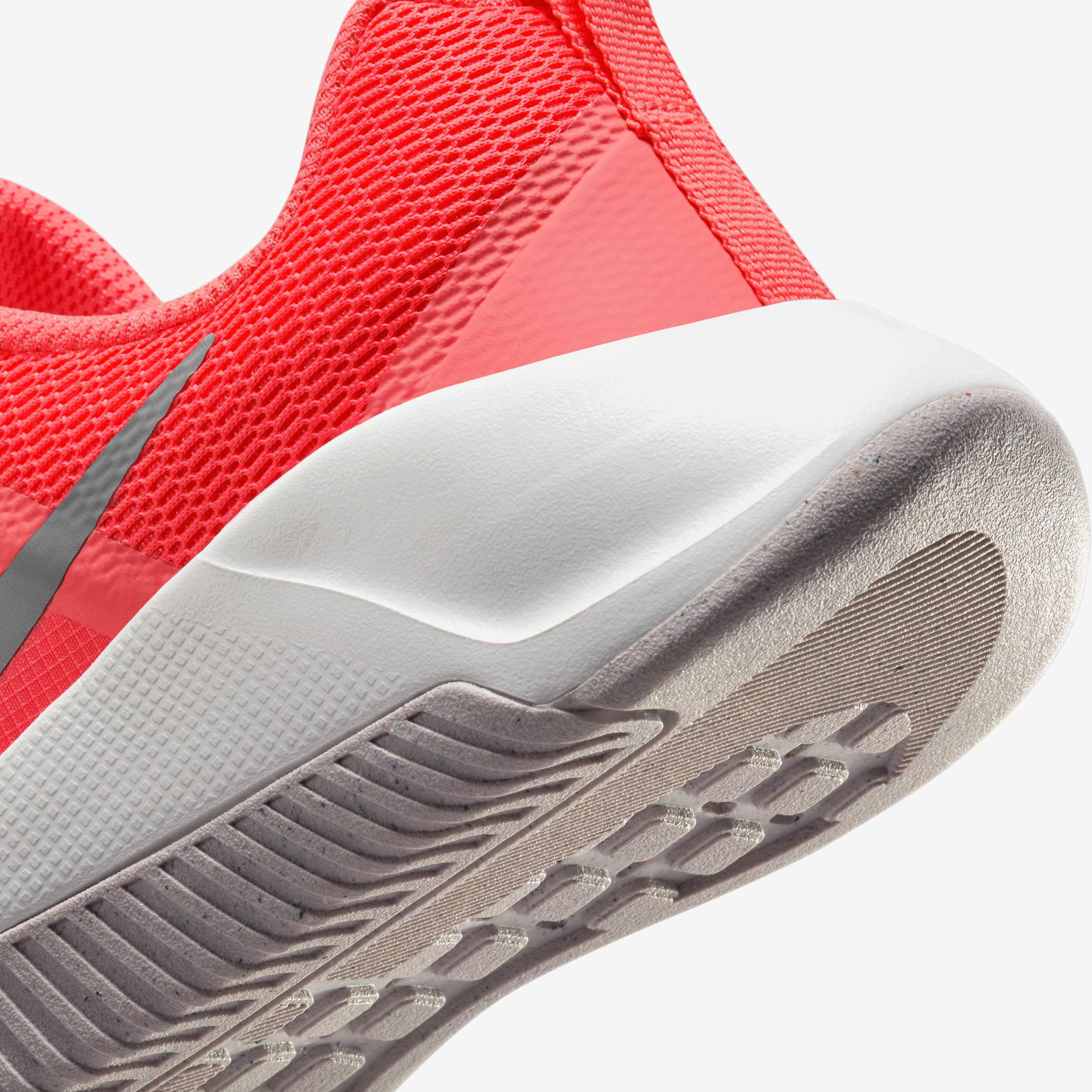 نايكي أم سي ترينر 3 image number 7