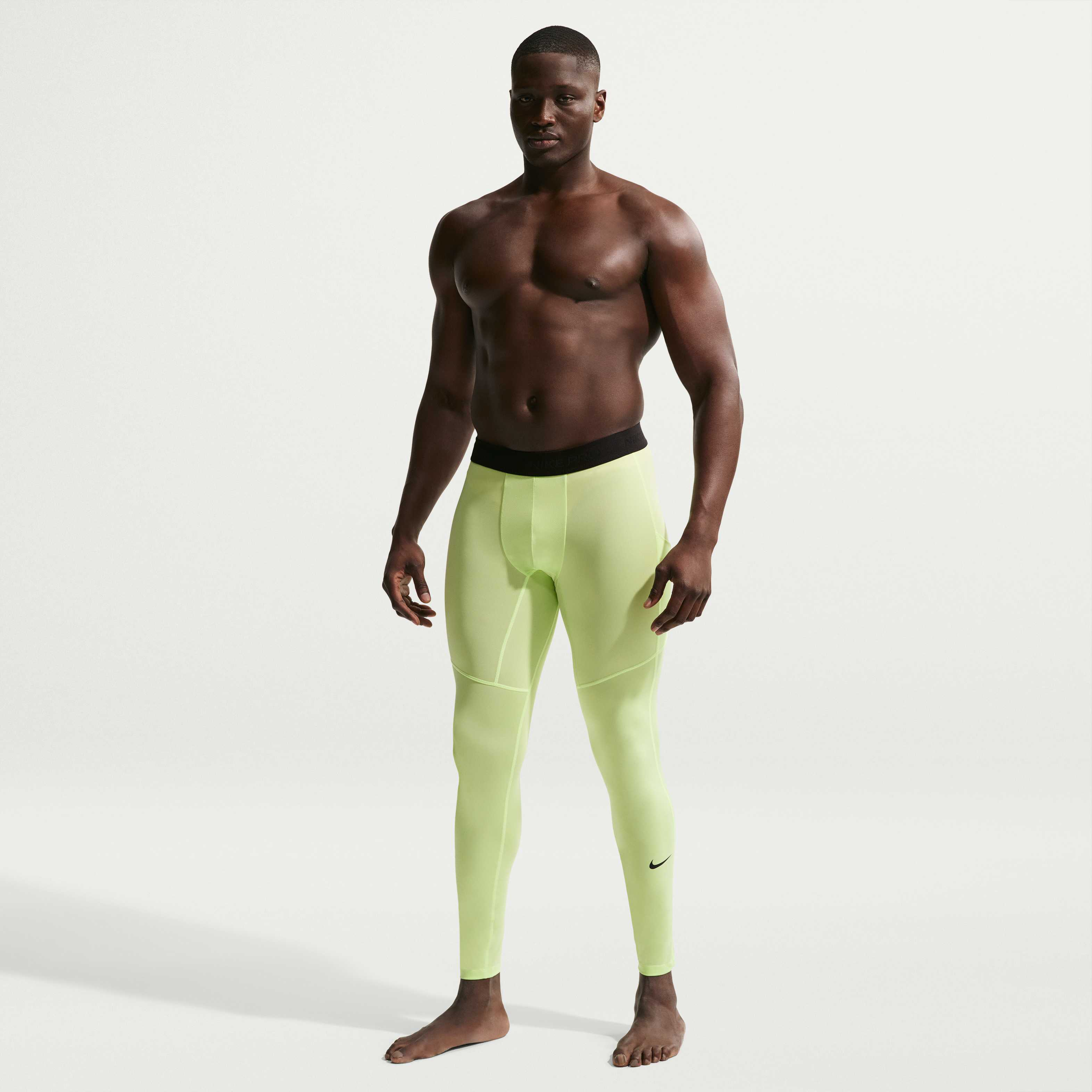 Nike Pro image number 5