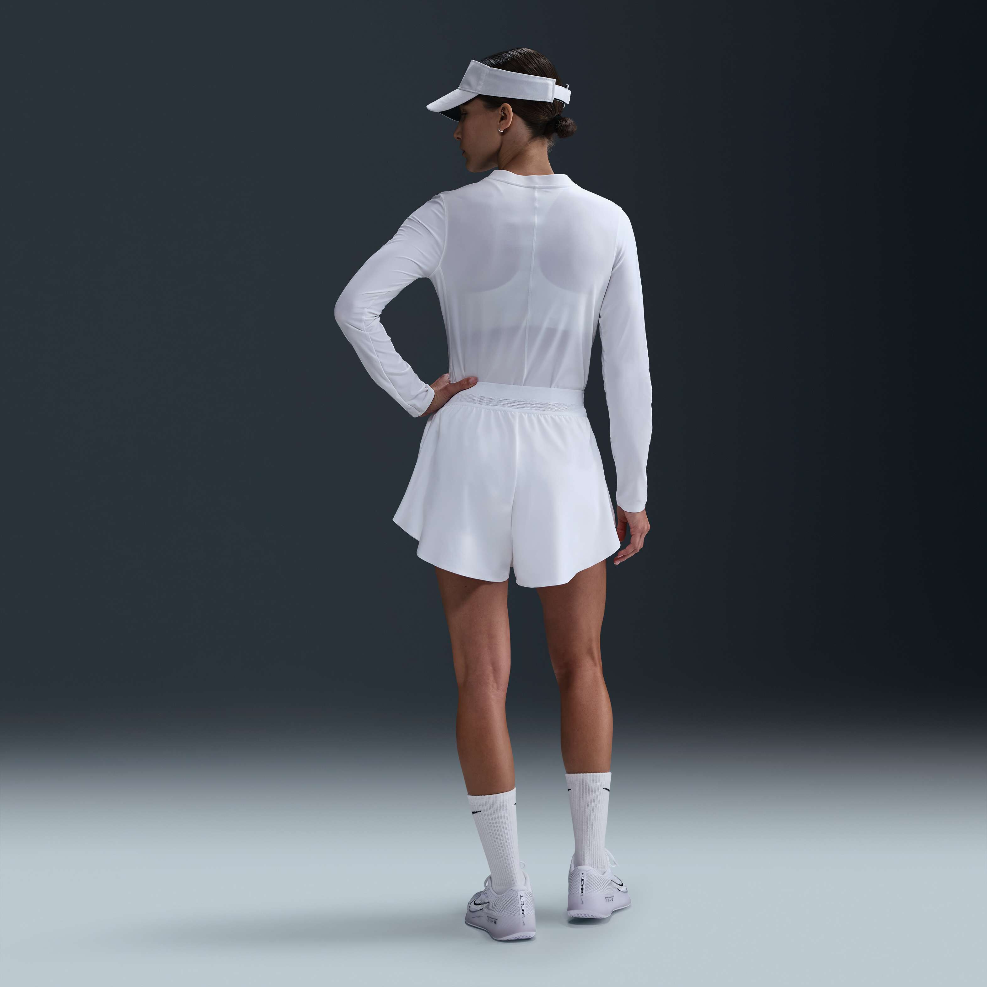NikeCourt Advantage image number 4