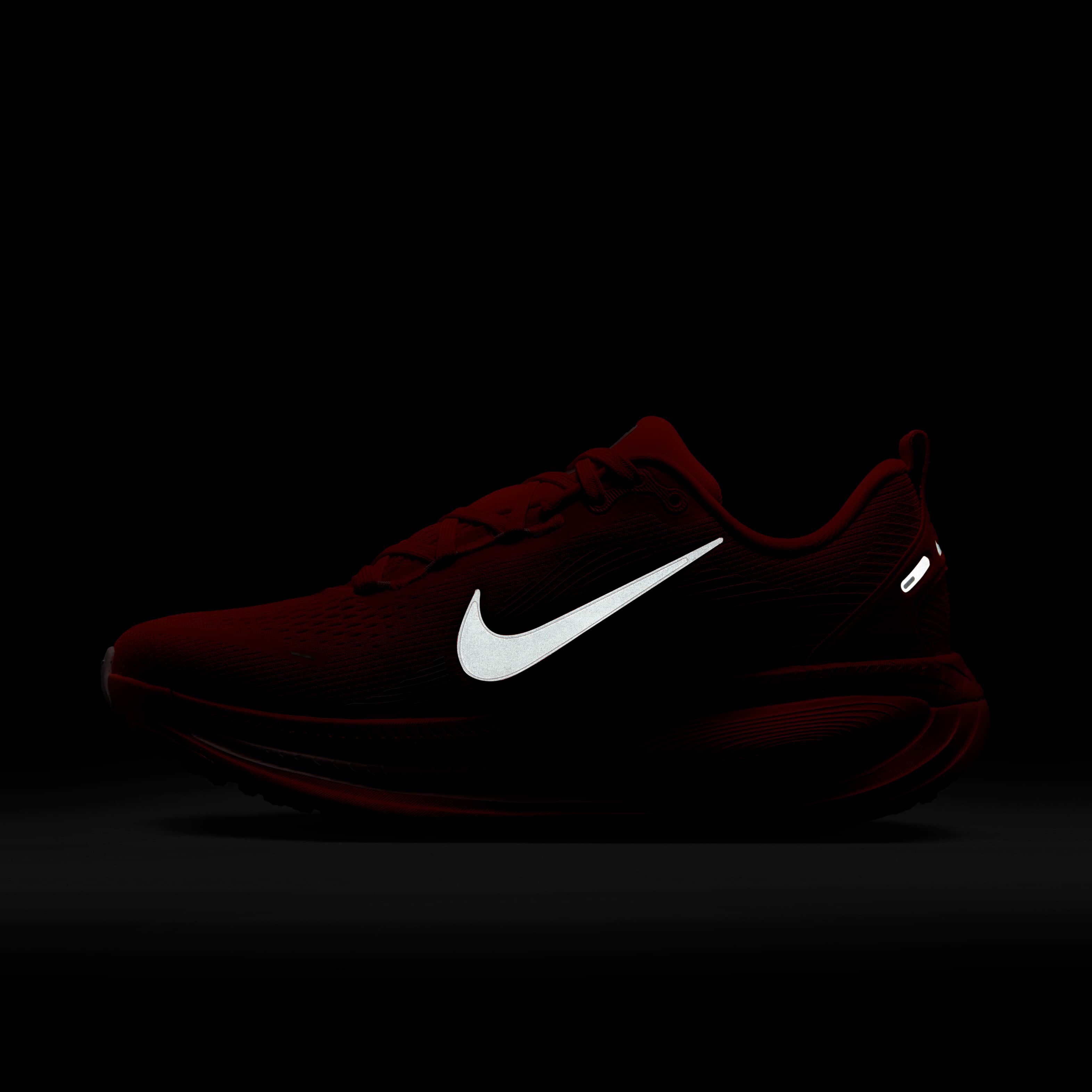 Nike Vomero 18 image number 10