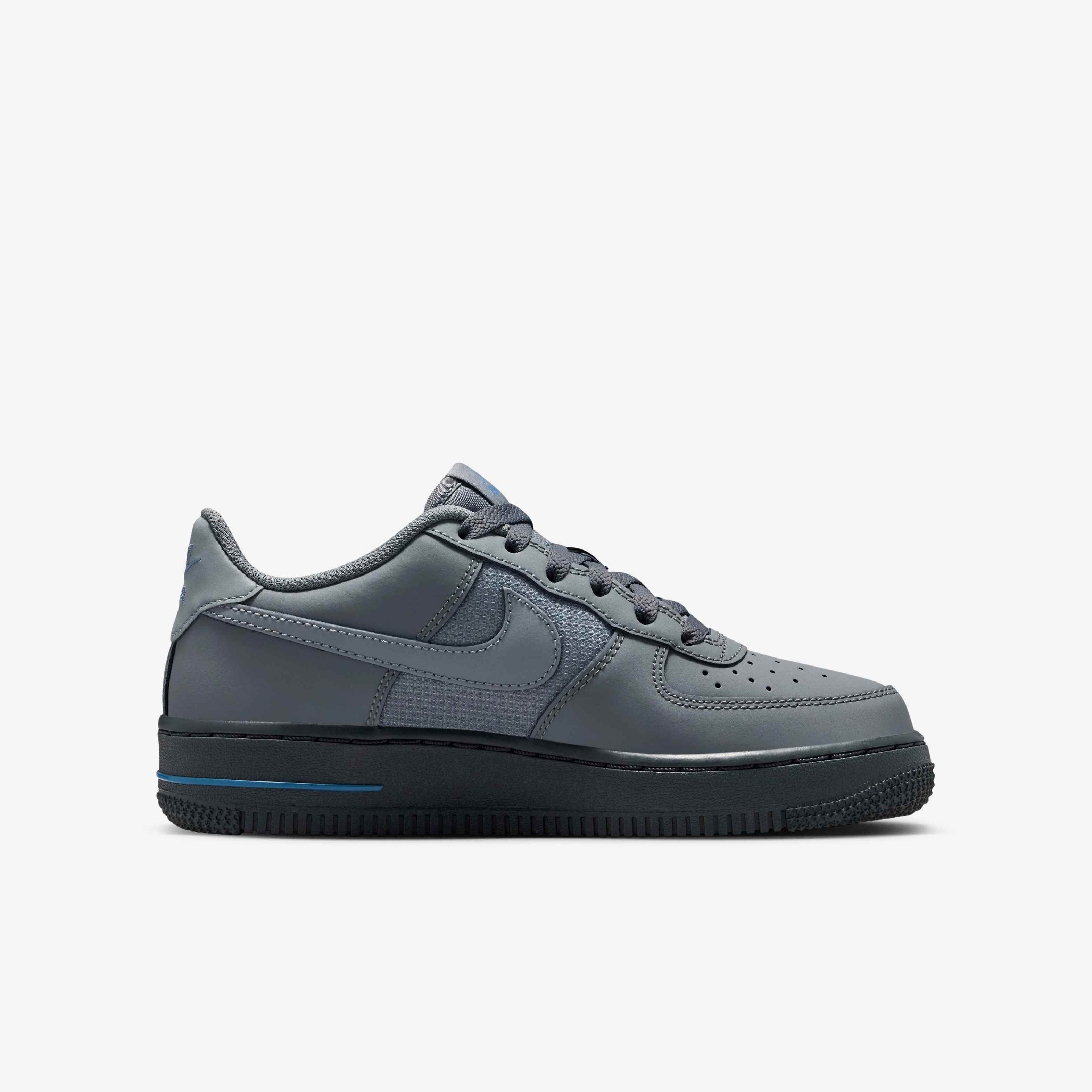Nike Air Force 1 image number 2