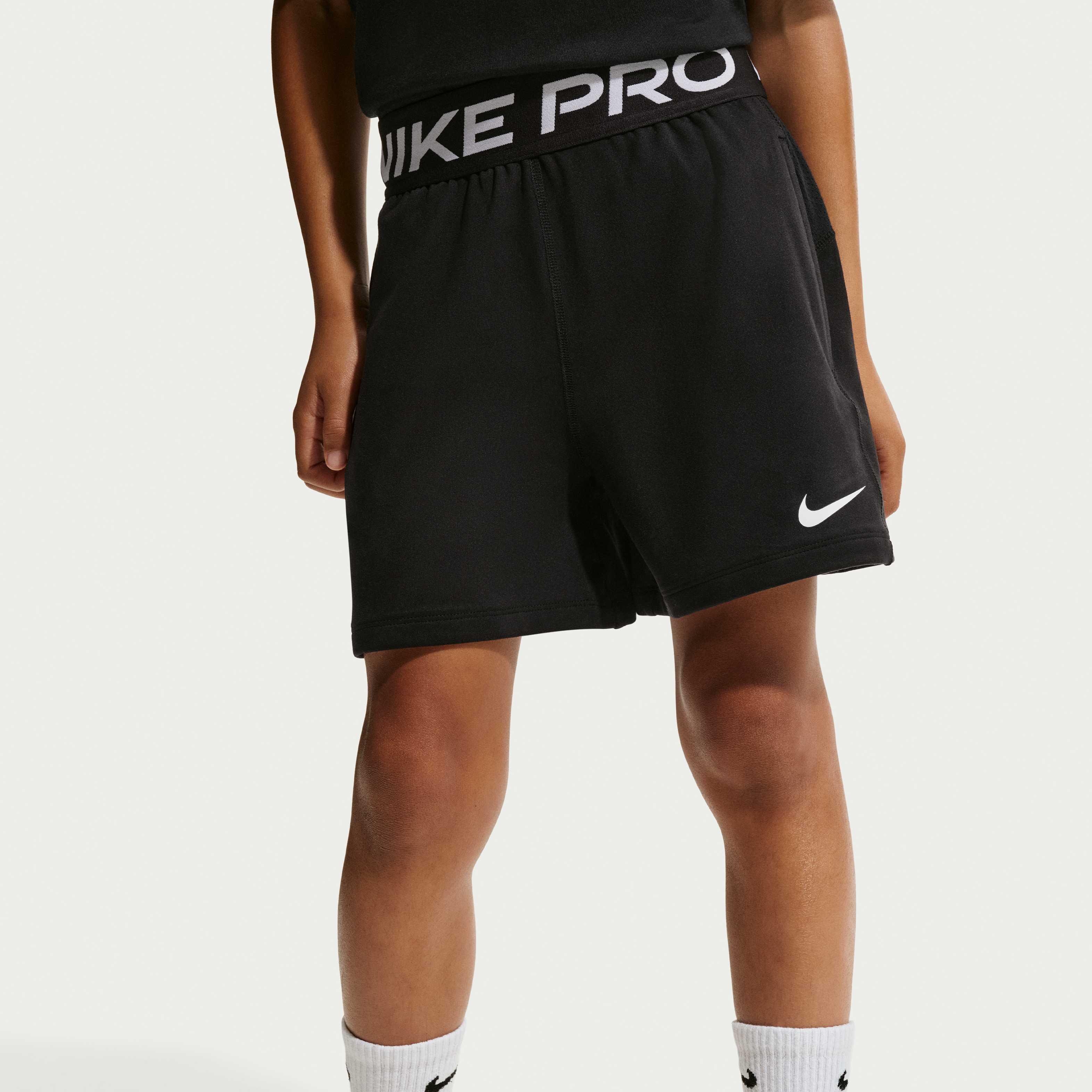 Nike Pro image number 1