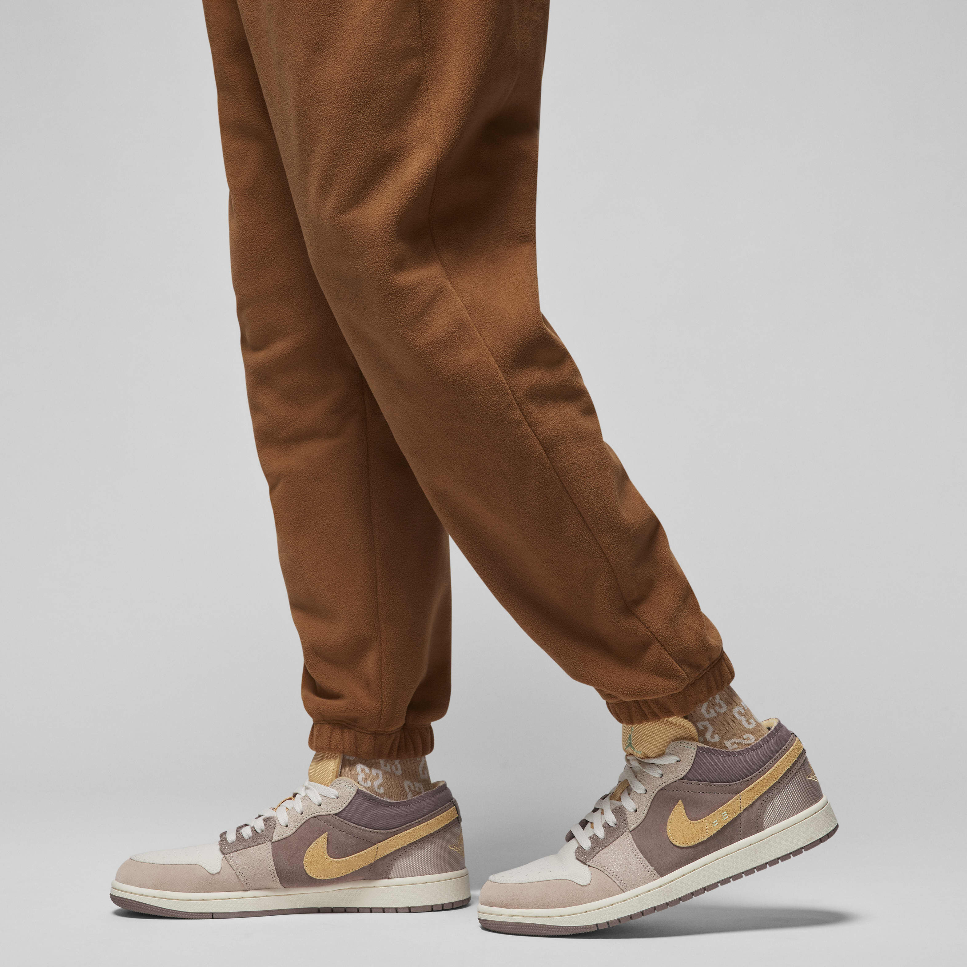 Jordan Essentials image number 4