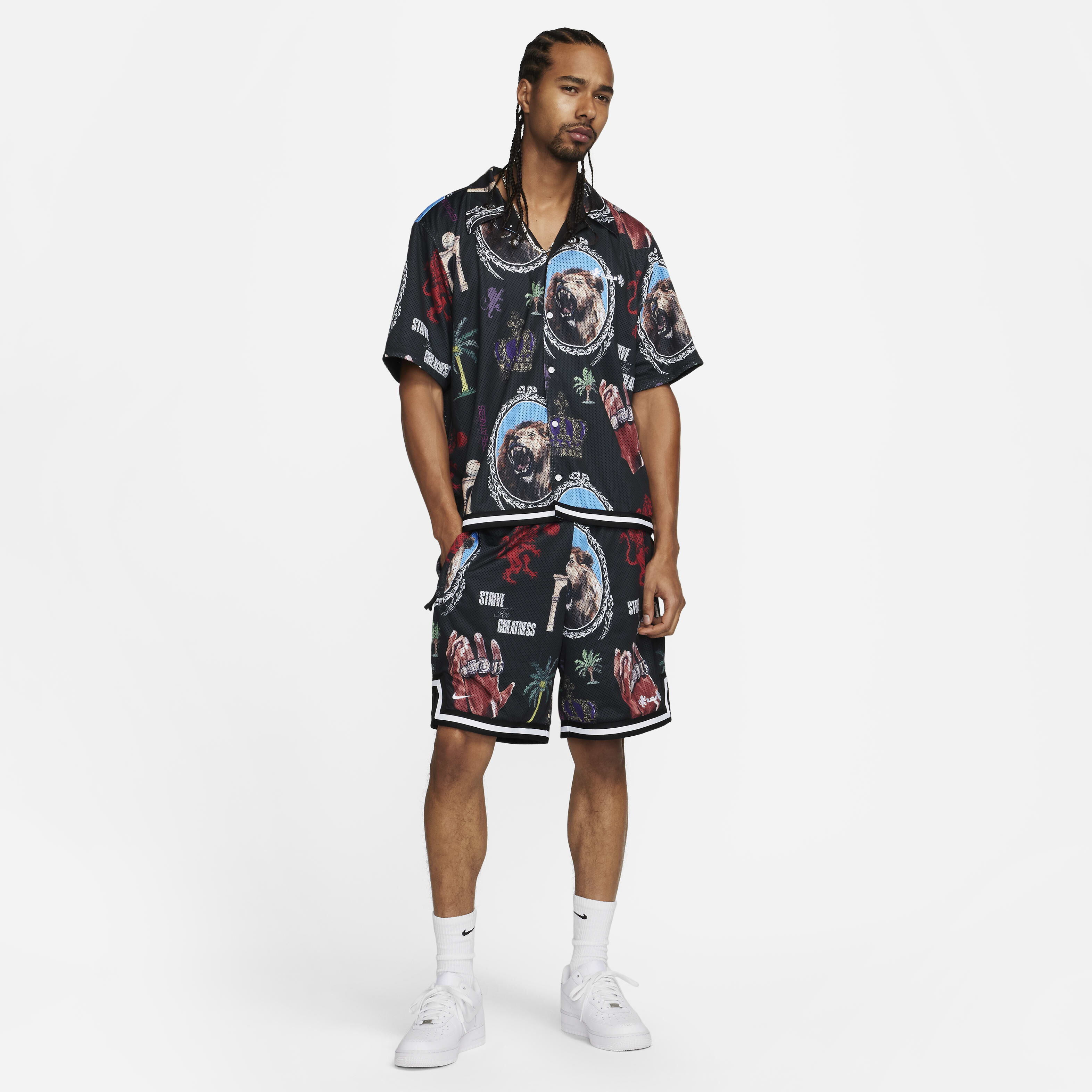 Nike lebron clothing discount