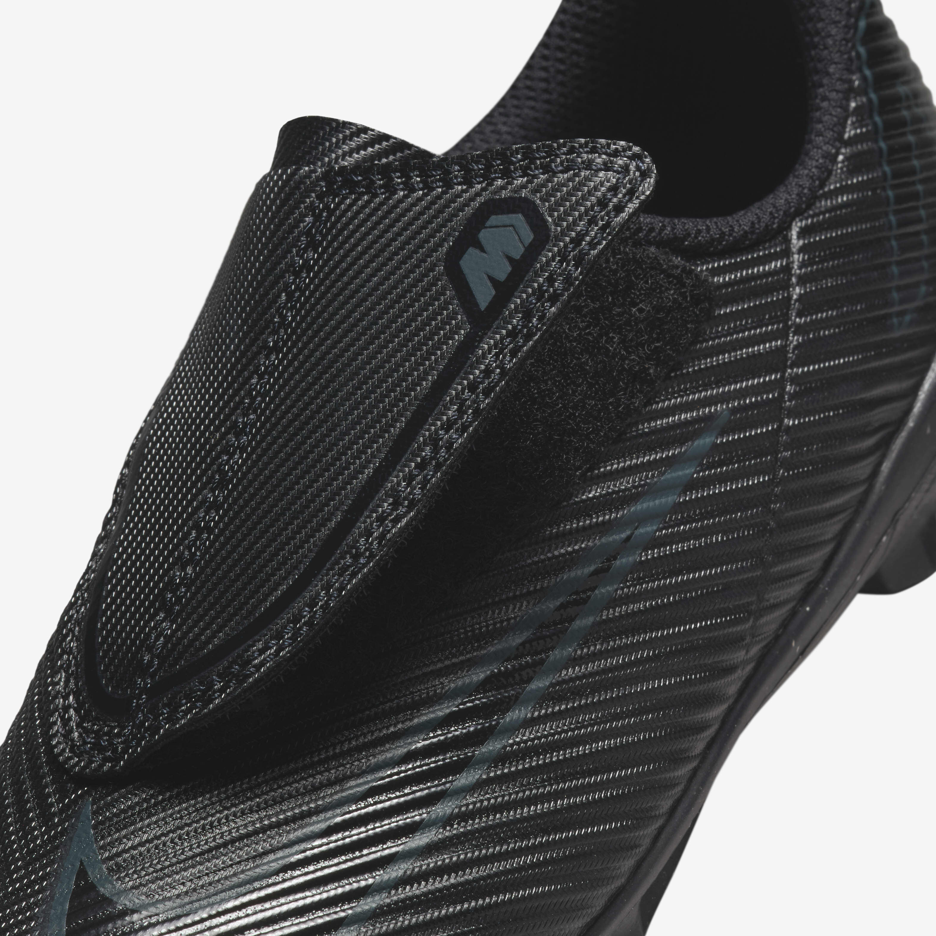 Nike Jr. Mercurial Vapor 16 Club image number 7