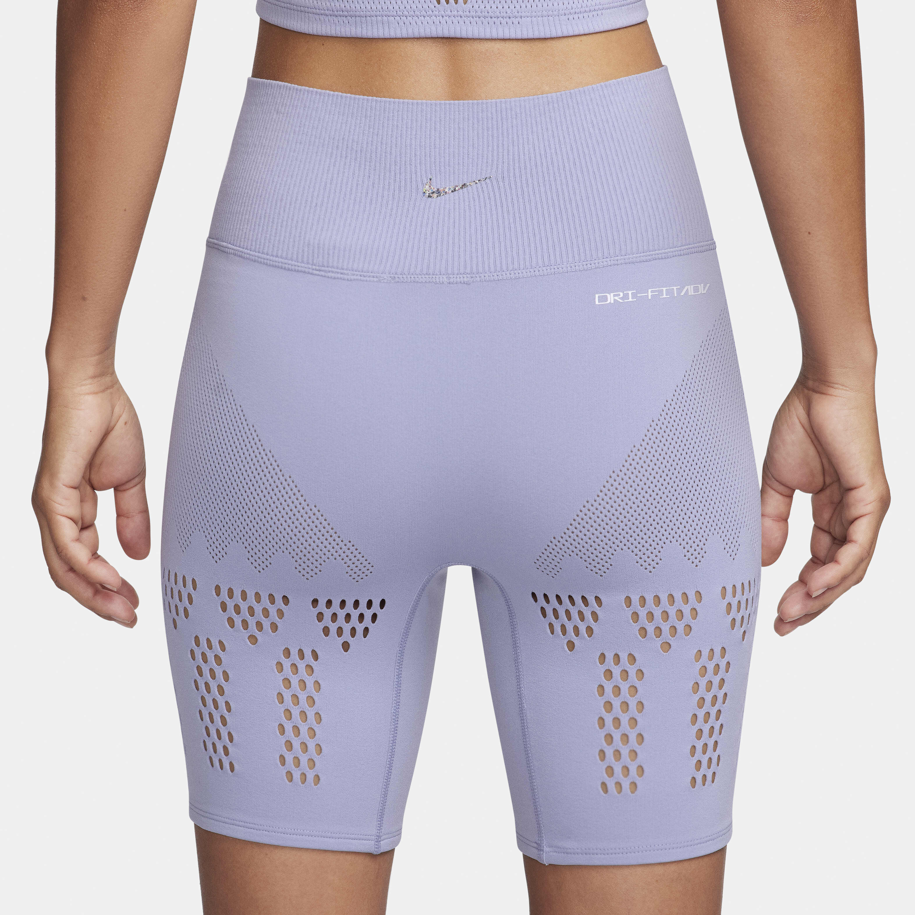 Nike Yoga Dri-FIT ADV Luxe image number 2