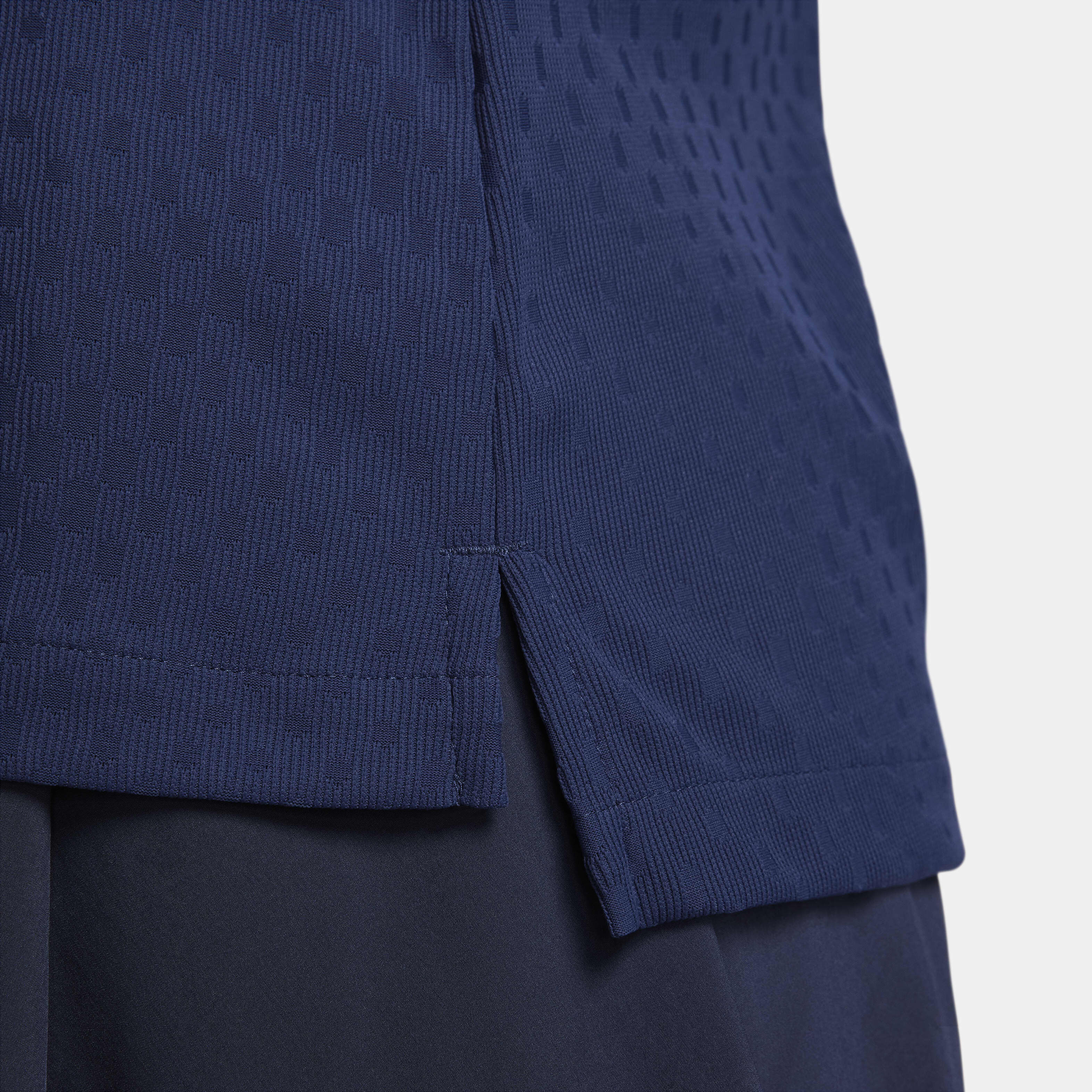 Nike Tour image number 4