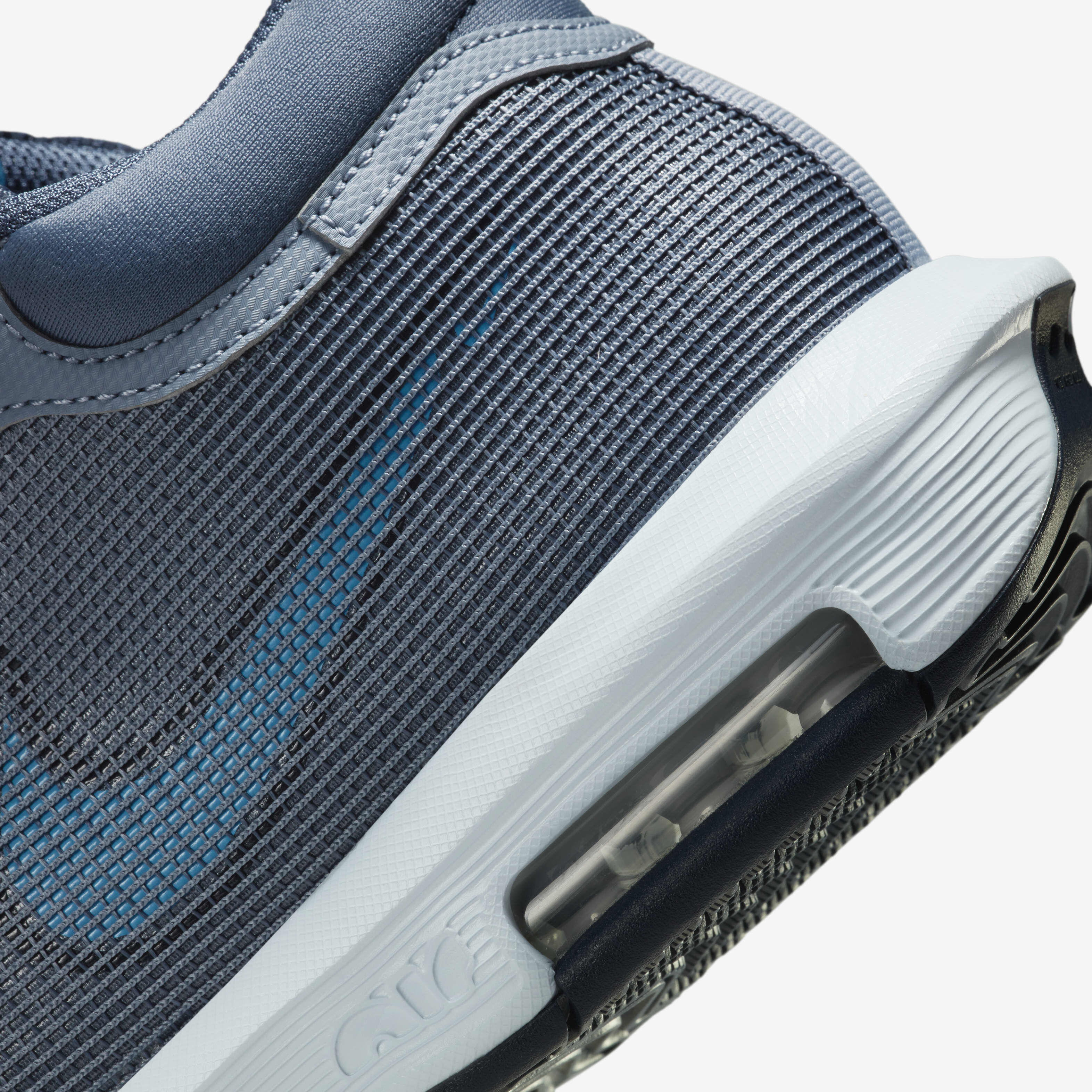 LeBron Witness 8 image number 7