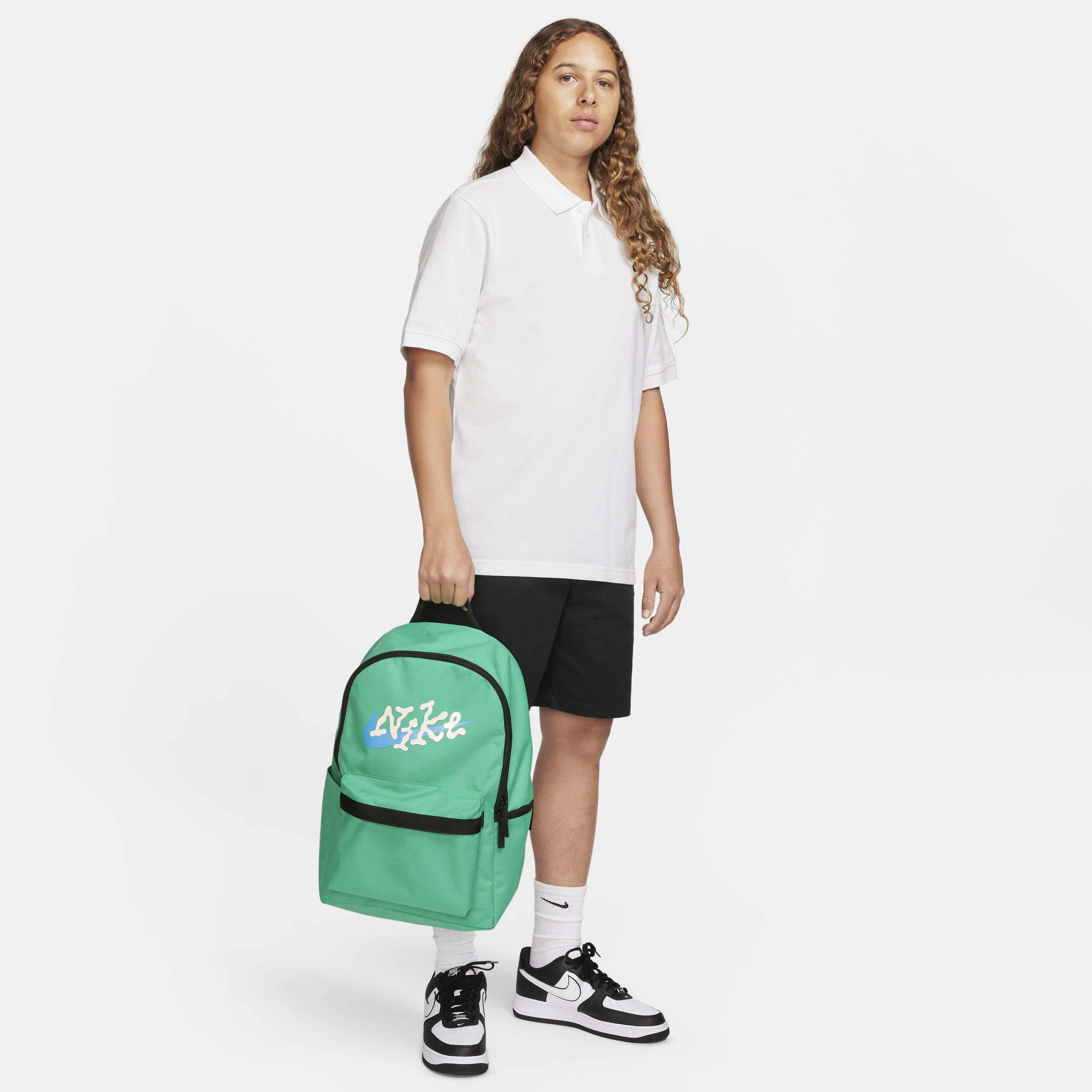 Nike Heritage image number 8