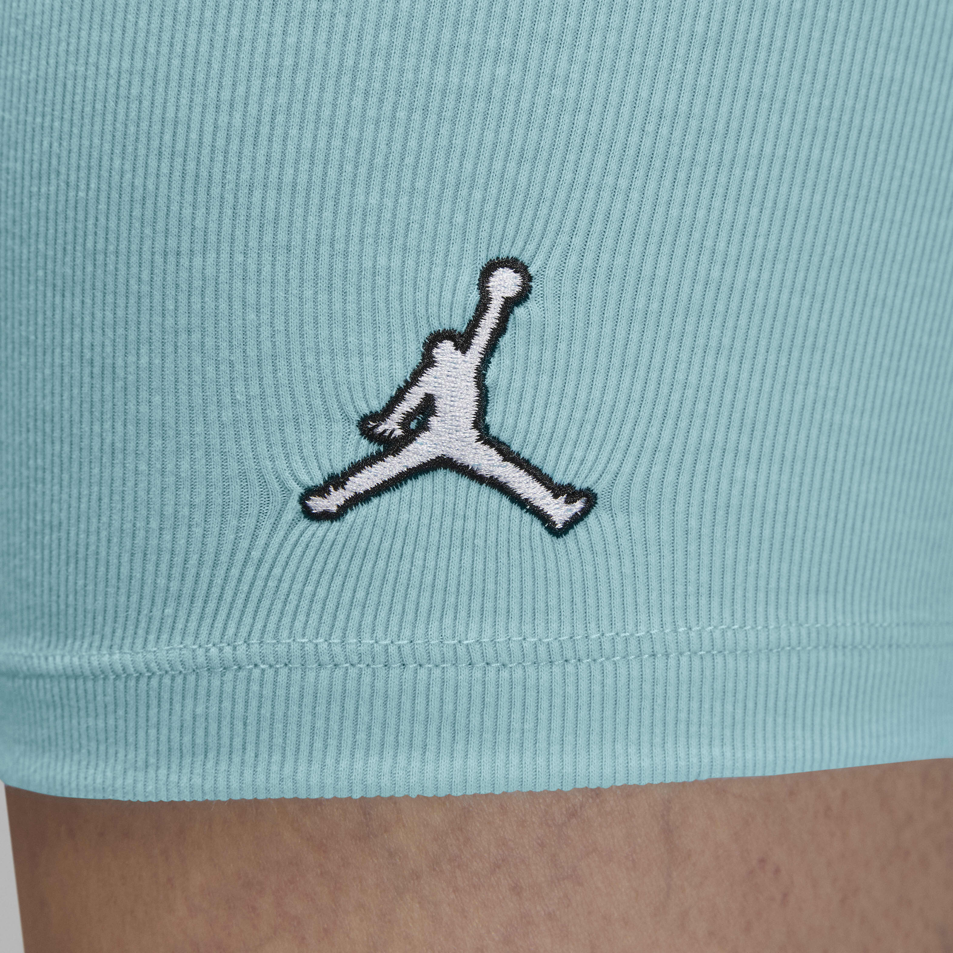 Jordan image number 3