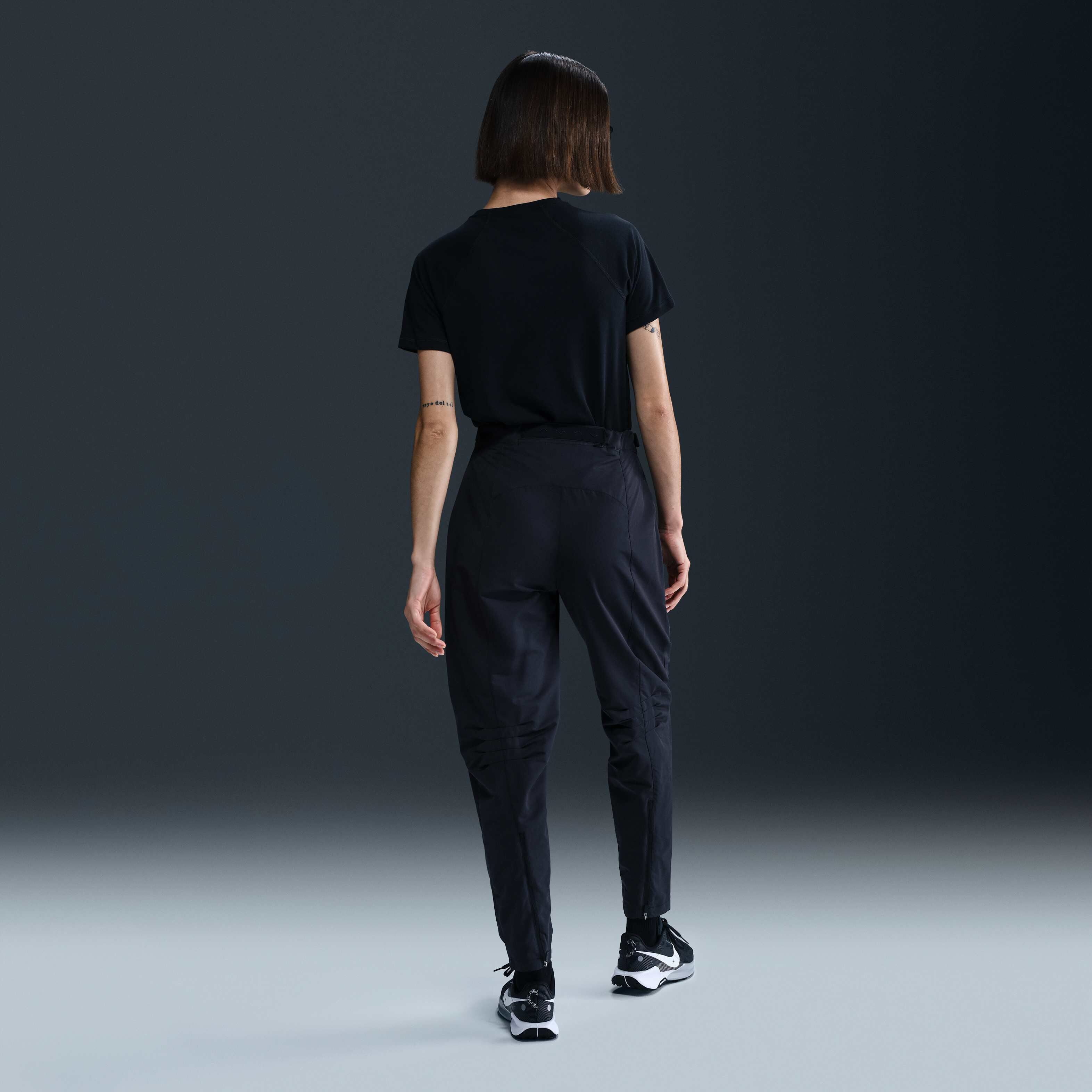 نايكي تريل image number 4