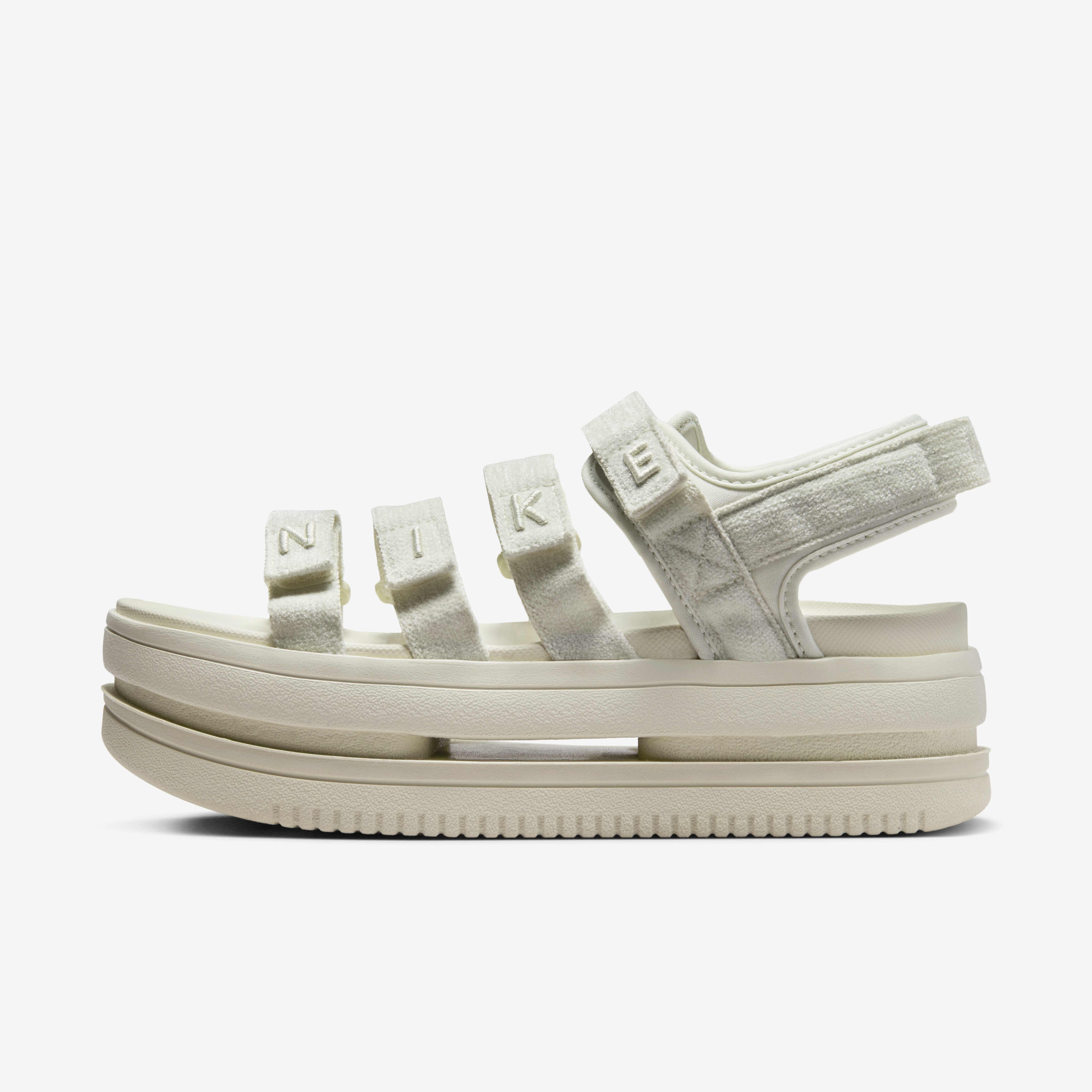 Buy Nike Icon Classic SE Women s Sandals Nike Kuwait Official