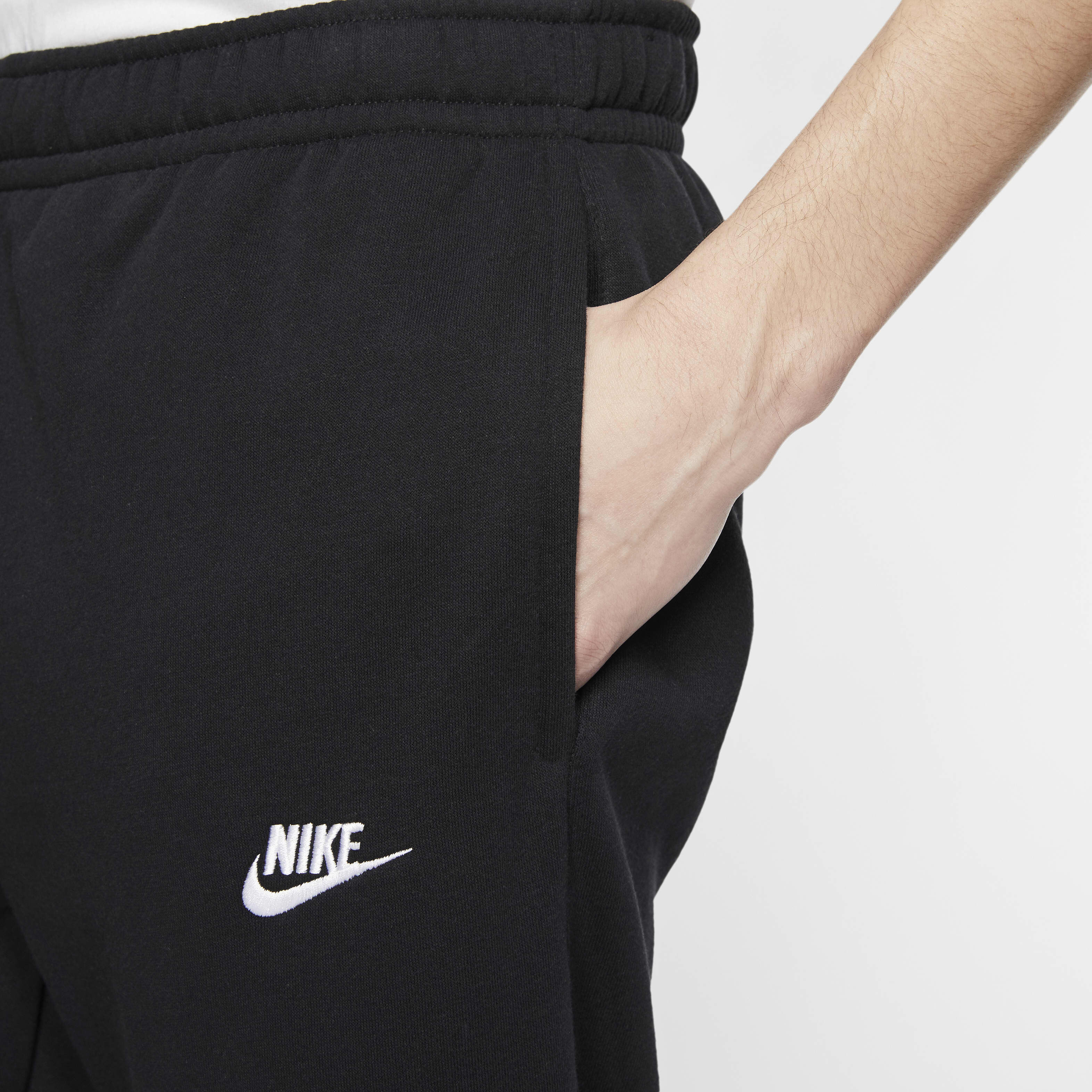 Nike men's sportswear club fleece cuffed pants black 2025