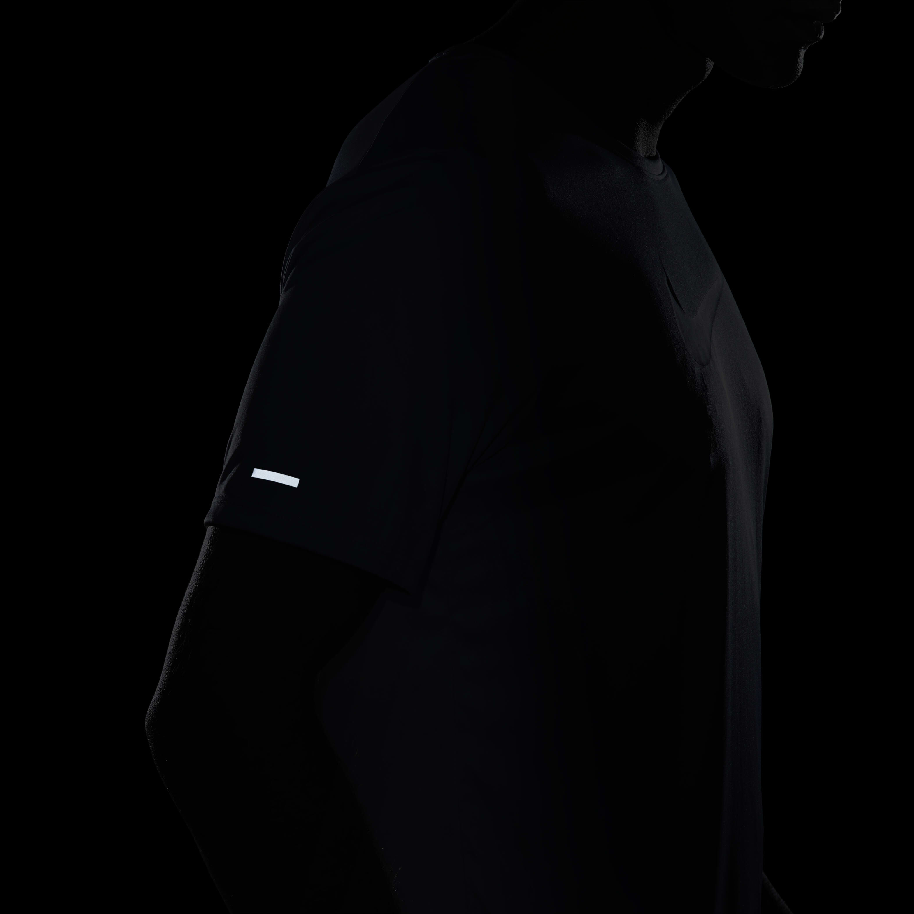 Nike Dri-FIT Wild Run Miler image number 6