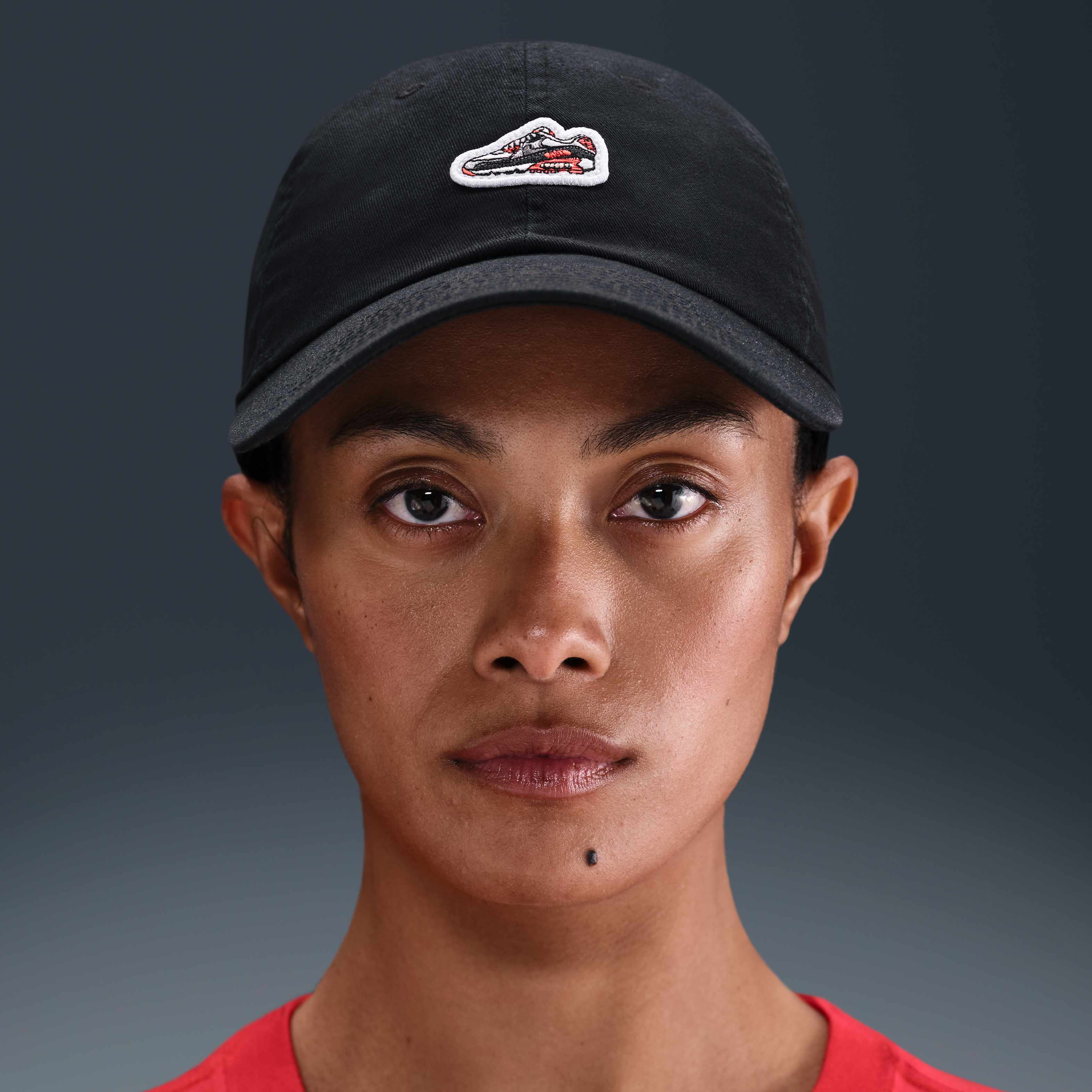 نايكي كلوب image number 2