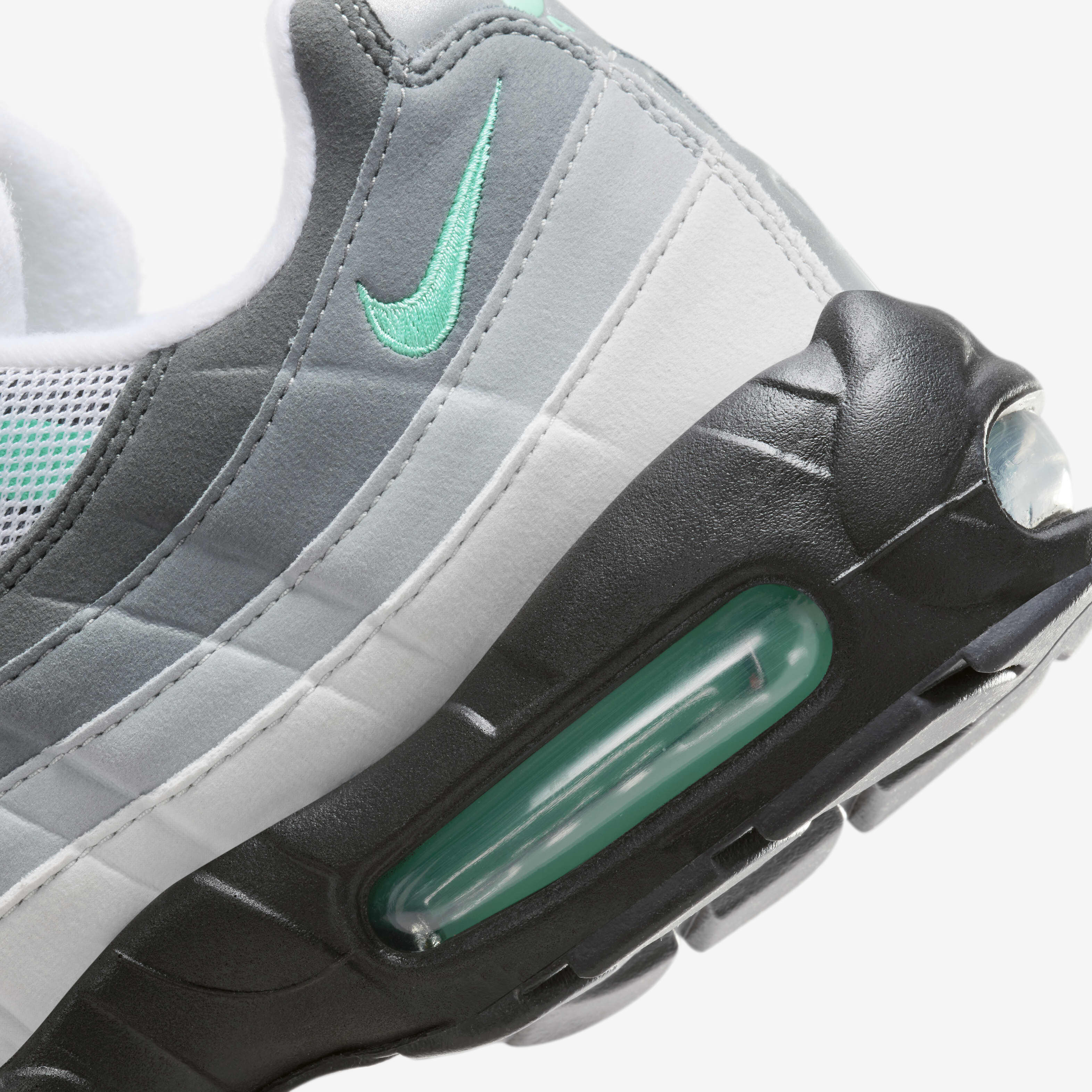 Nike Air Max 95 image number 7